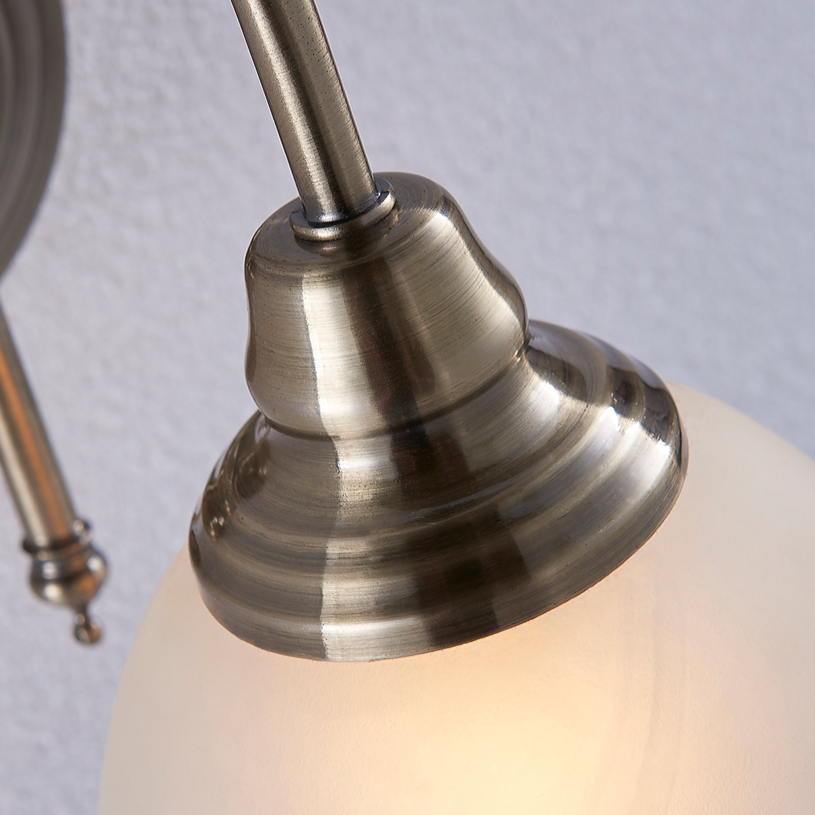Hanna Applique da Parete Antique Brass/Opal - Lindby