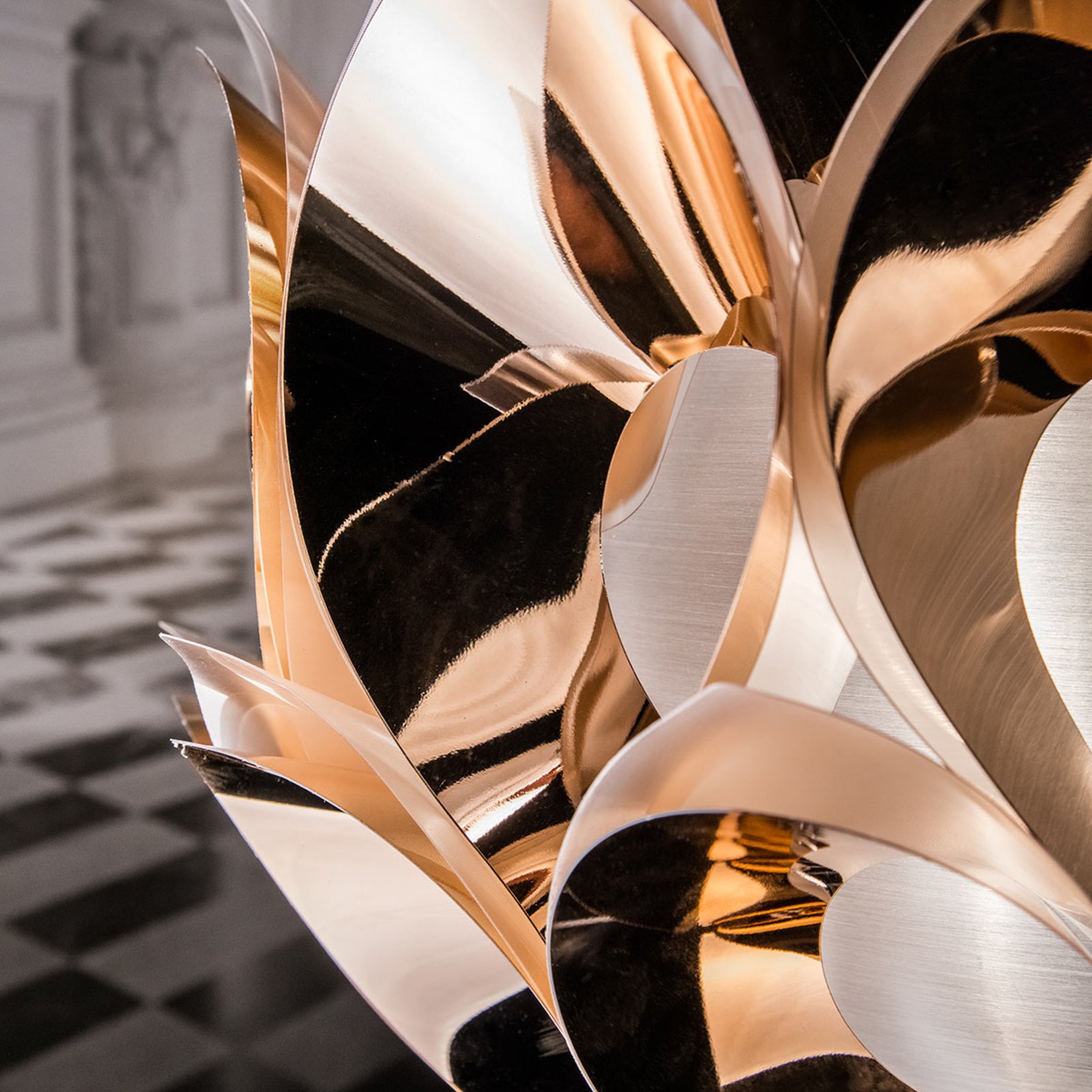 Flora Designer-Stehlampe, kupfer - Slamp
