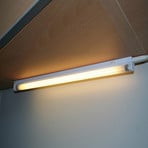 Surface-mounted/under-cabinet light with EB 8-35 W