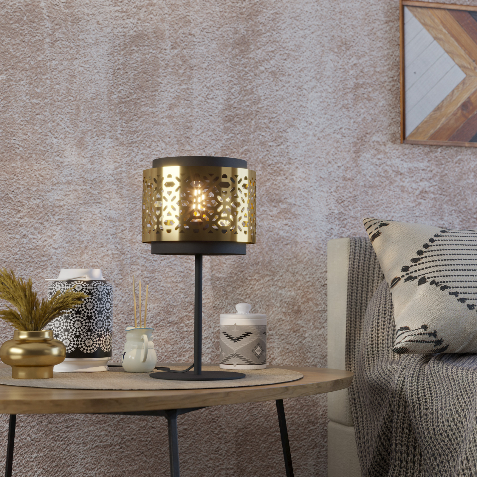 Candeeiro de mesa Sandbach em preto e latão Candeeiro de mesa Sandbach em preto e latão