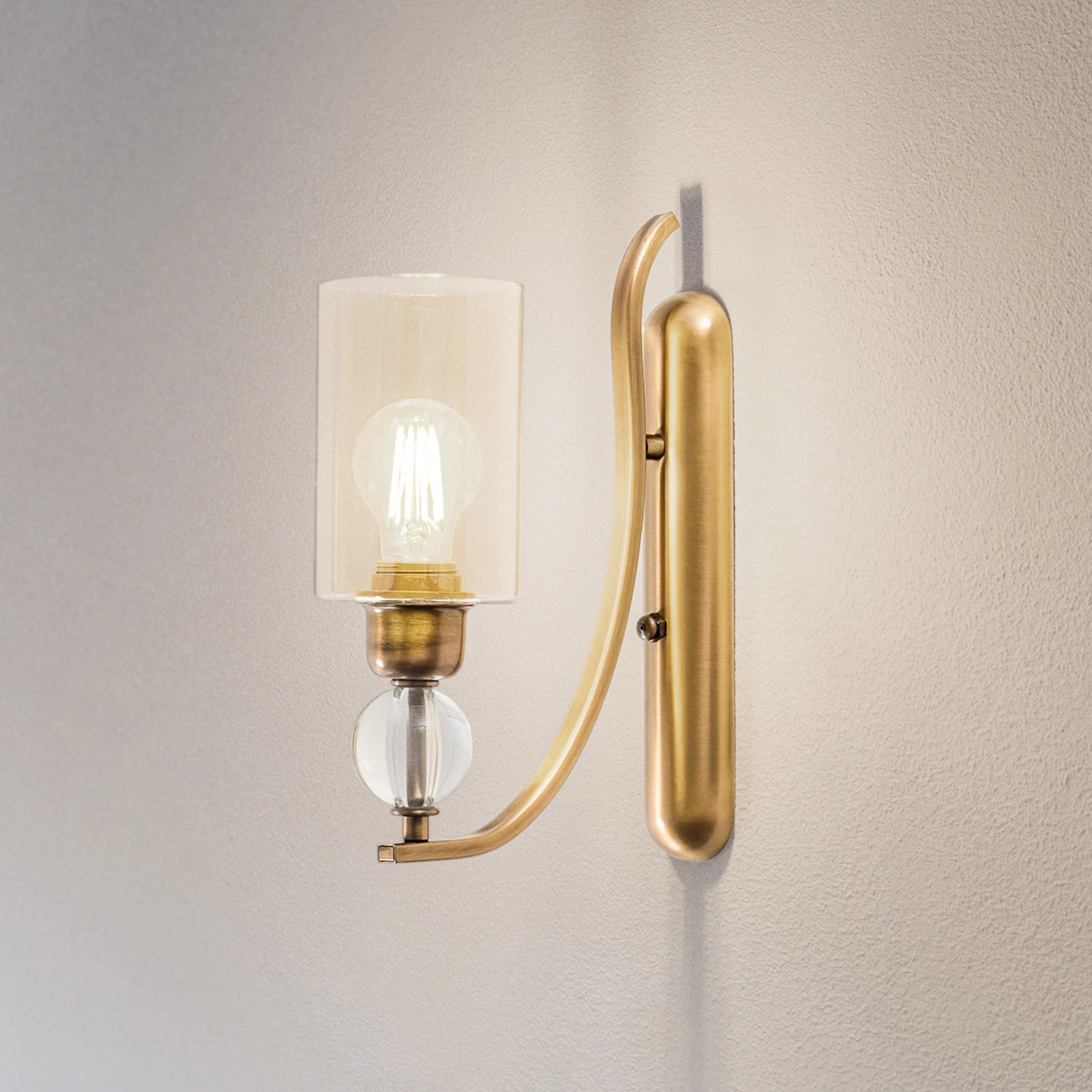 Hektor Außenwandleuchte – Antik-Gold Finish | Für E27 Glühbirne Bis 100W | Maße: 32 Cm Höhe, 20,6 Cm Breite