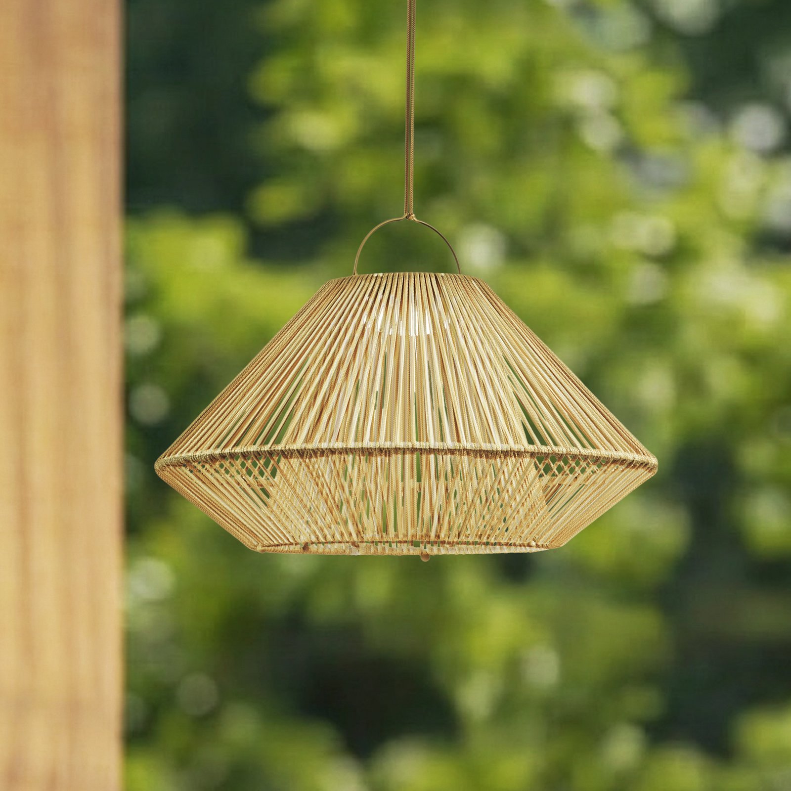 Lindby LED saules enerģijas piekaramā lampa Austas, smilškrāsā, Ø 50 cm, USB,