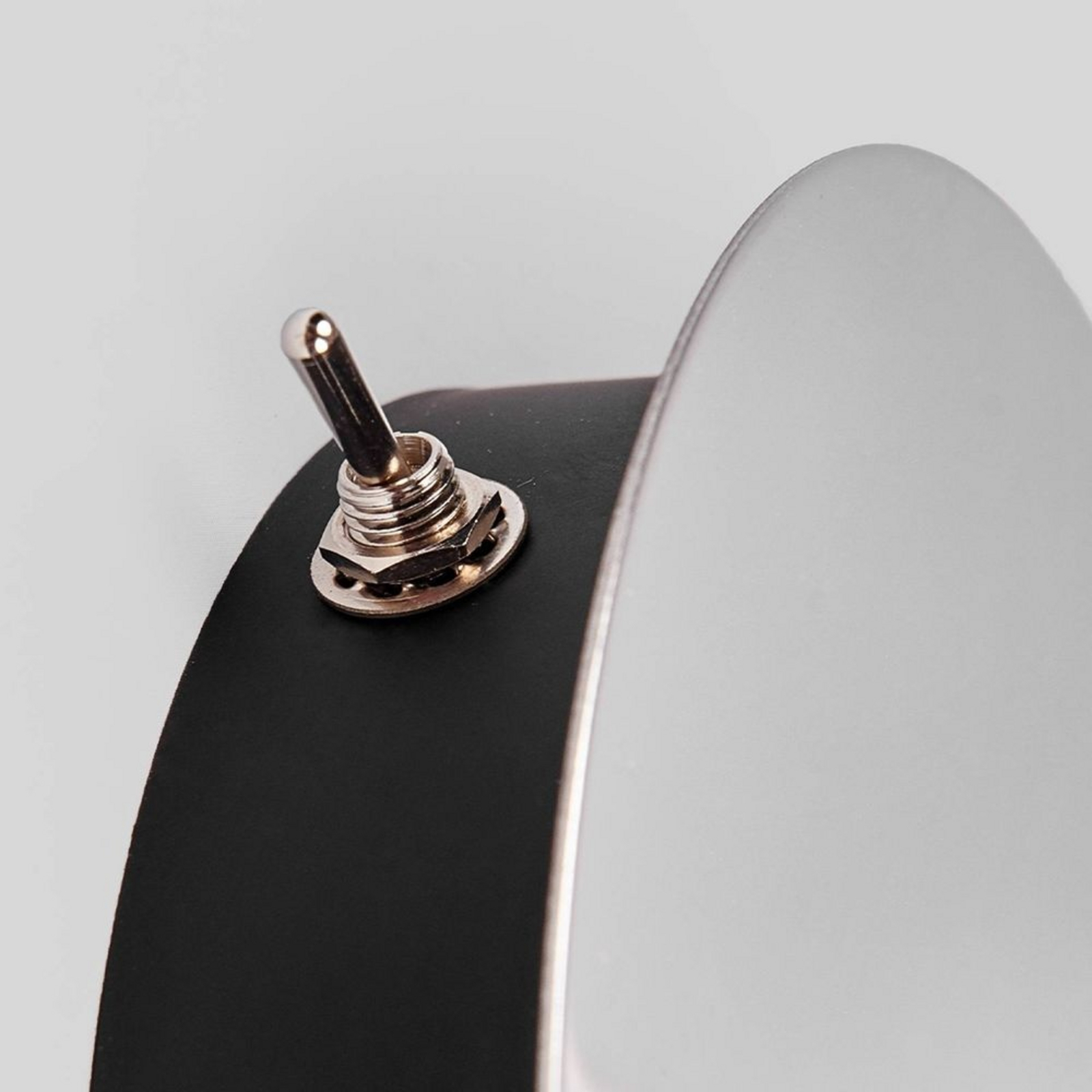 Dorothea Vegglampe White/Chrome - Lucande