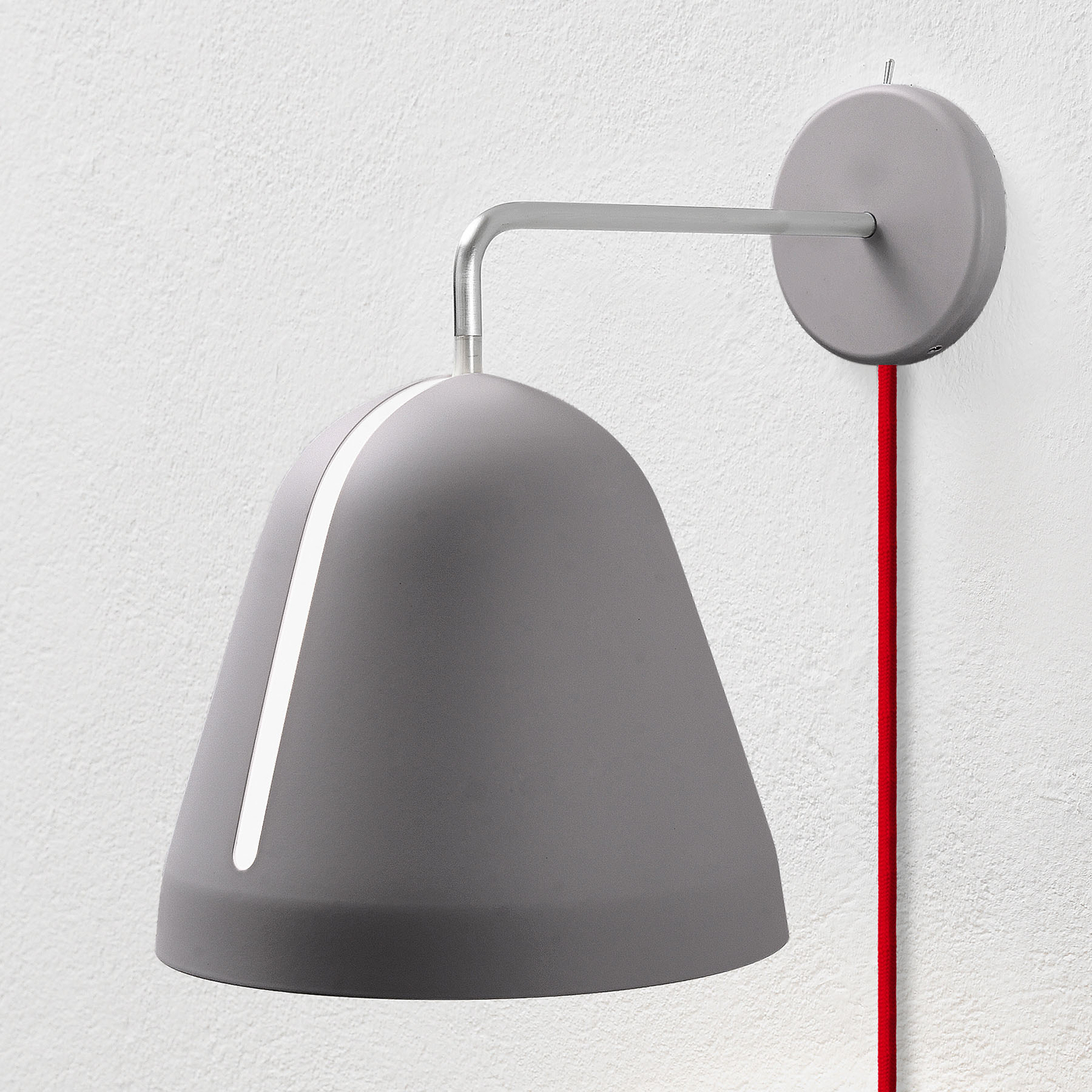 Nyta Tilt Wall Wandleuchte mit Stecker, Kabel rot