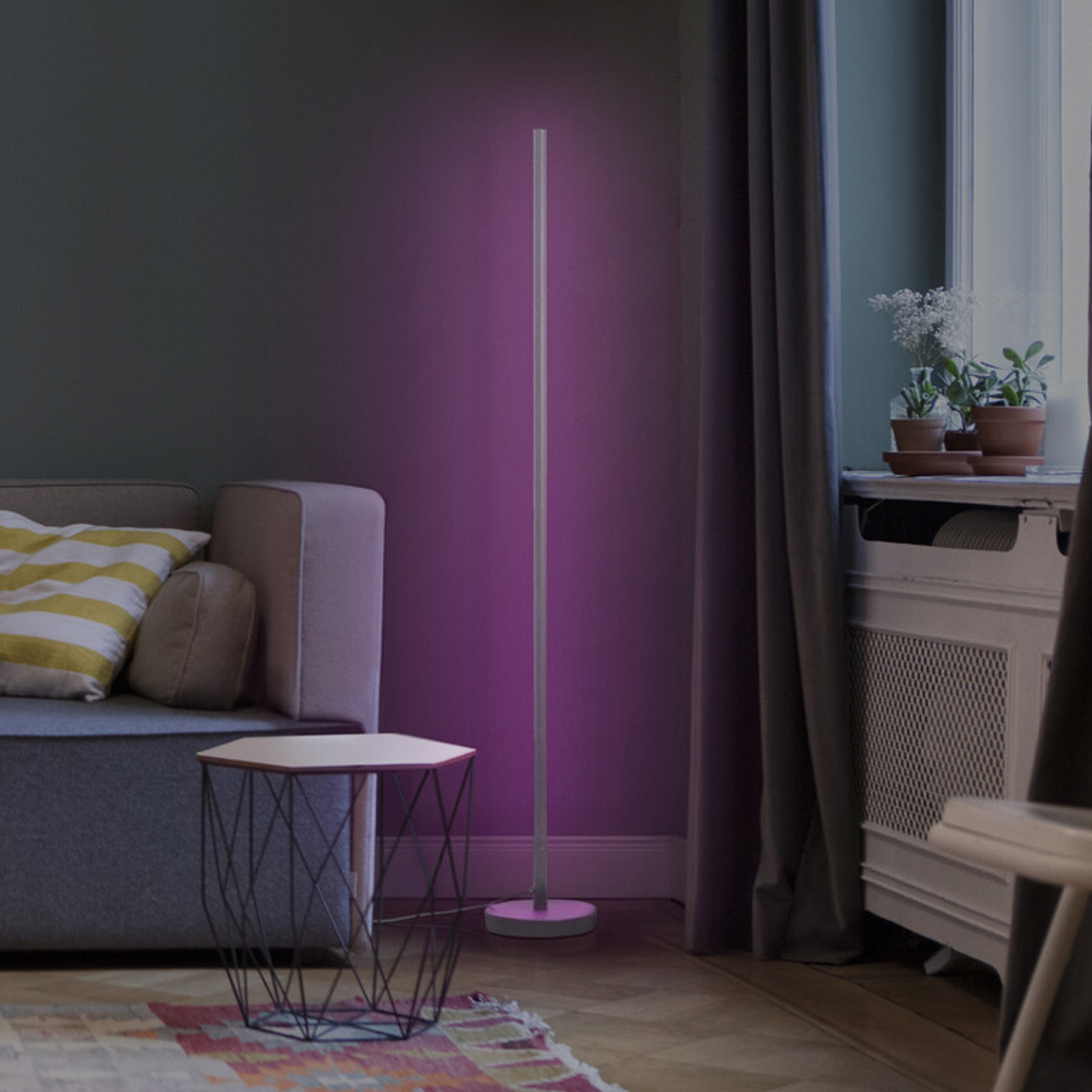 LEDVANCE SMART+ WiFi Floor Round gulvlampe hvit