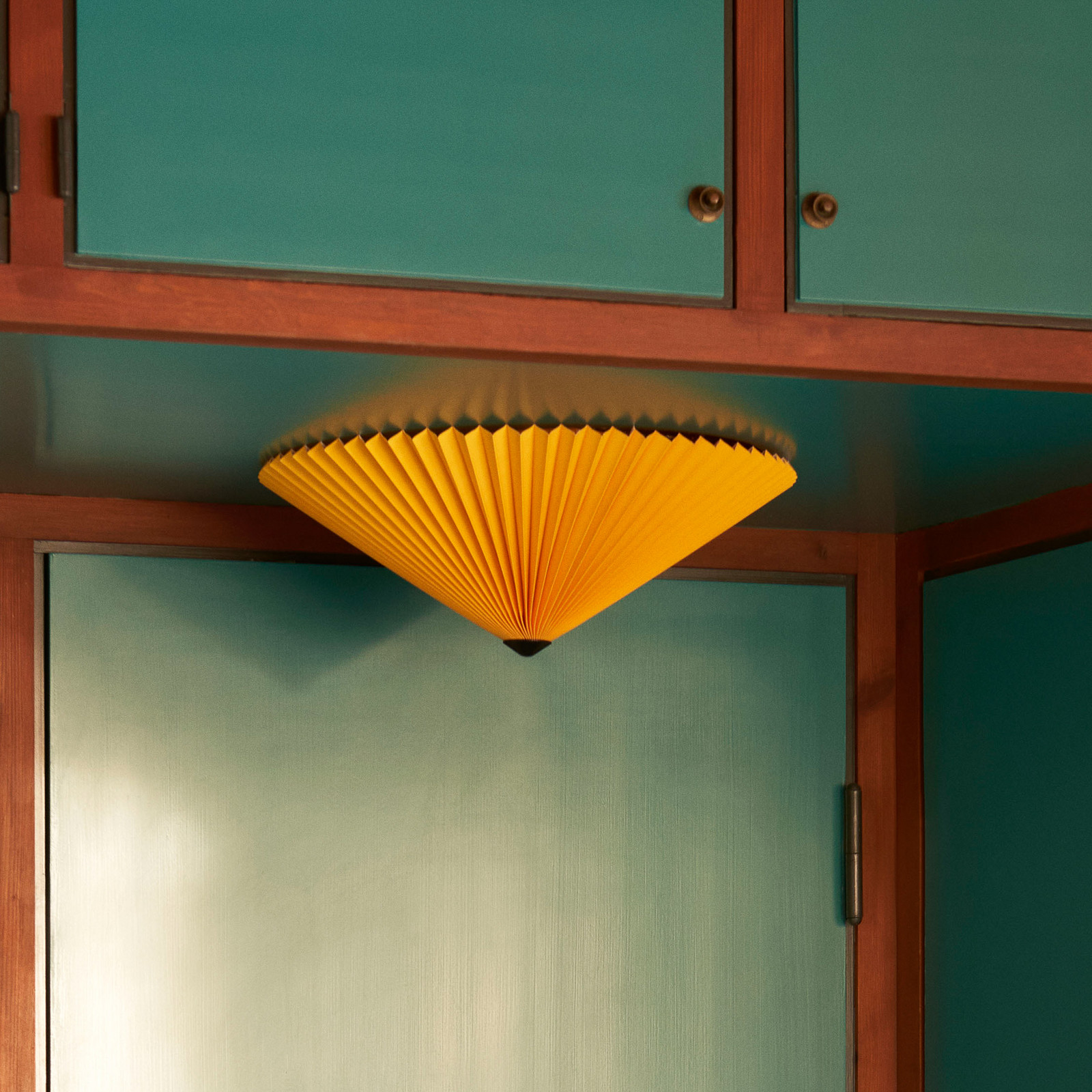 HAY Matin Matin Flush Mount 500 plafonieră galbenă