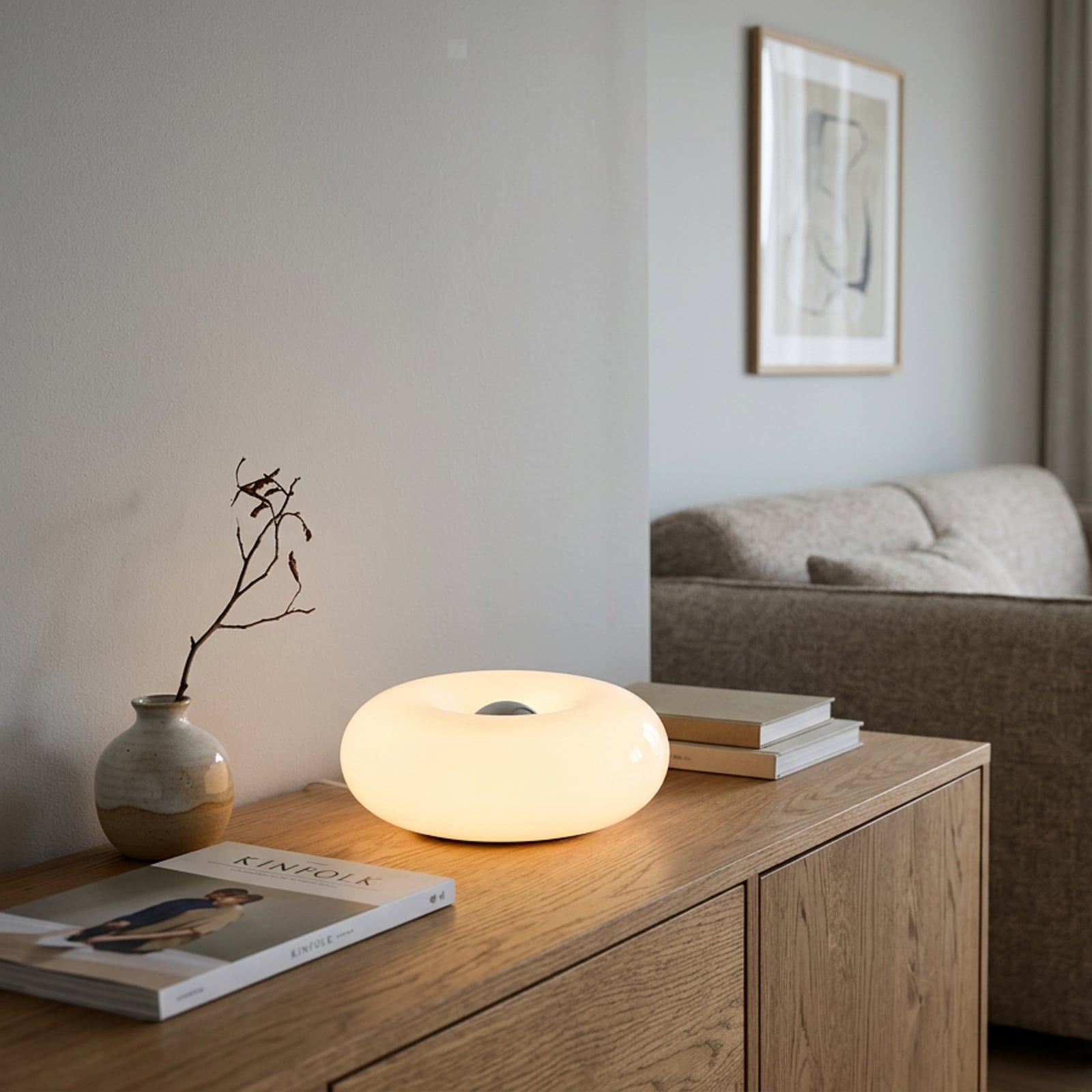 Stolová LED lampa Basile, biela, sklo, 2 700 K Stolová LED lampa Basile, biela, sklo, 2 700 K