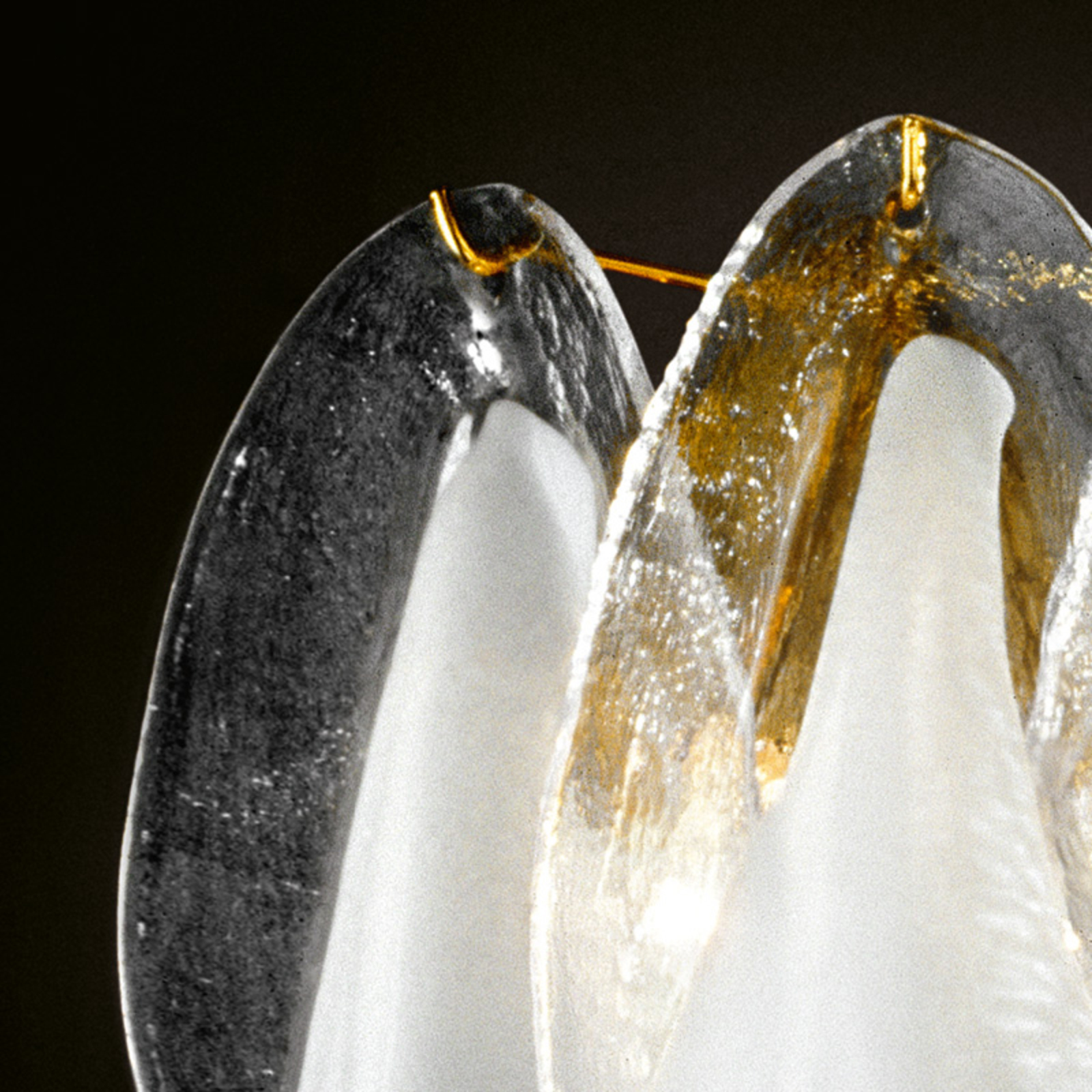 Glass-vegglampe Rondini med 24 karat gull