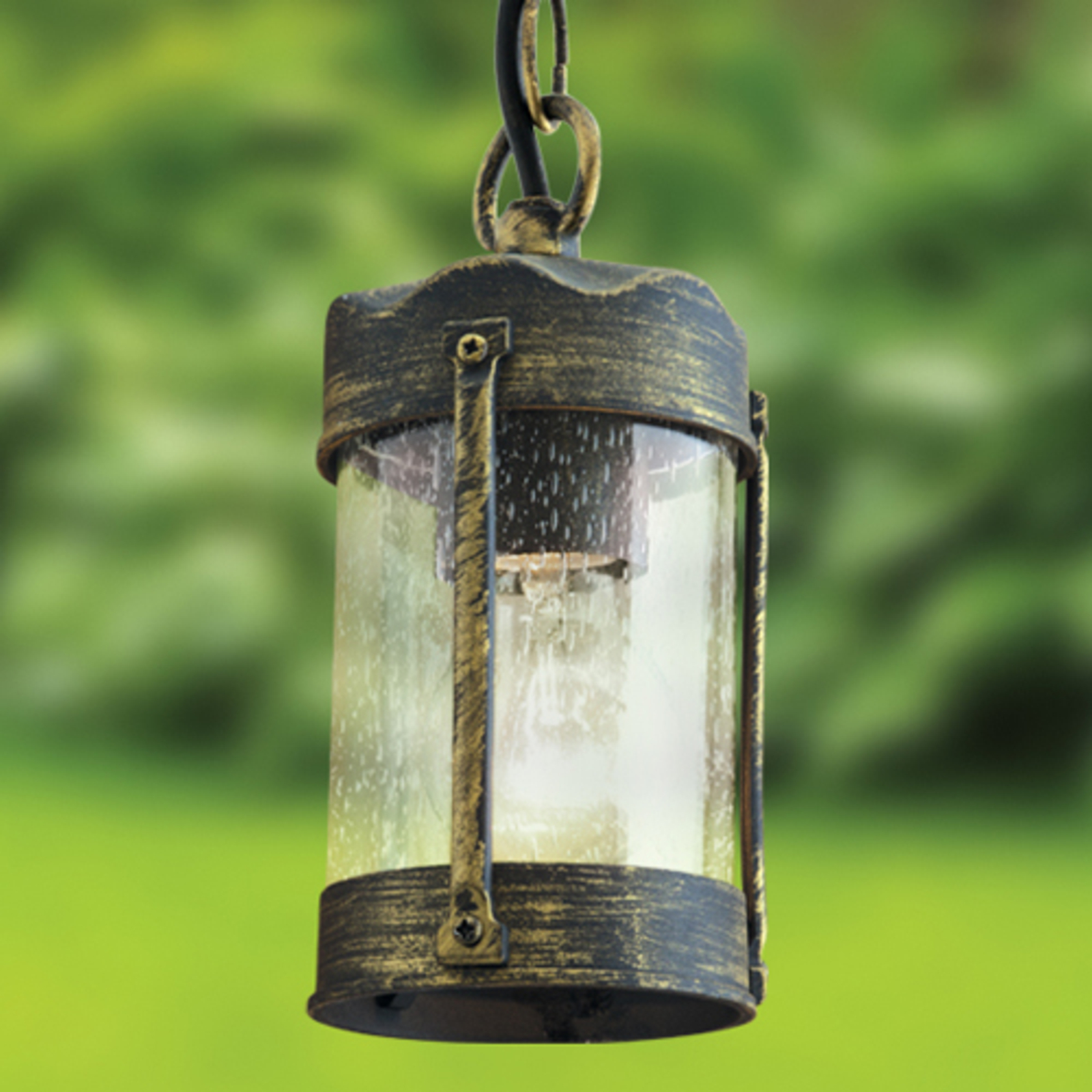 Czarno-złota lampa wisząca LENARD na zewnątrz
