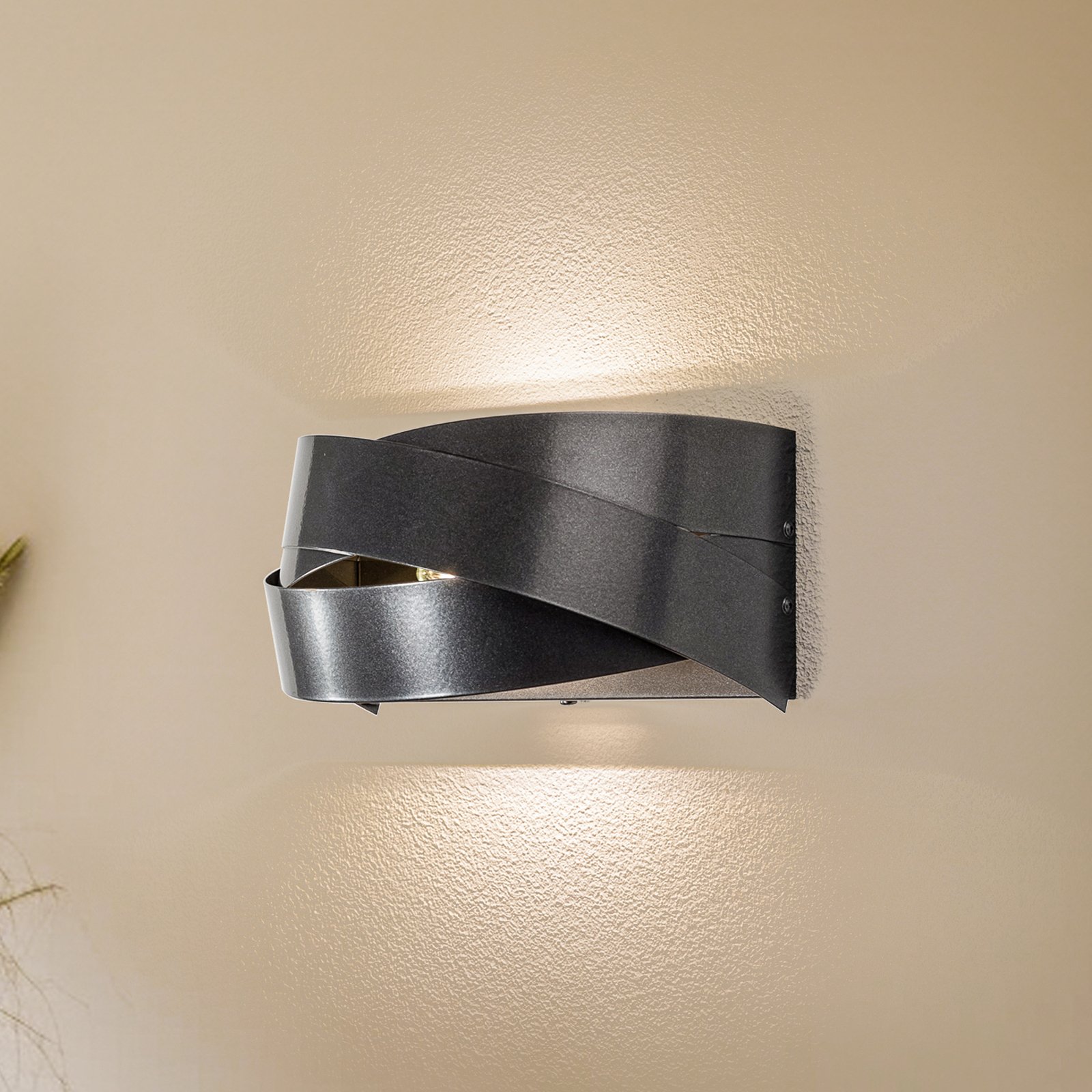 Euluna wall light Tornado, anthracite