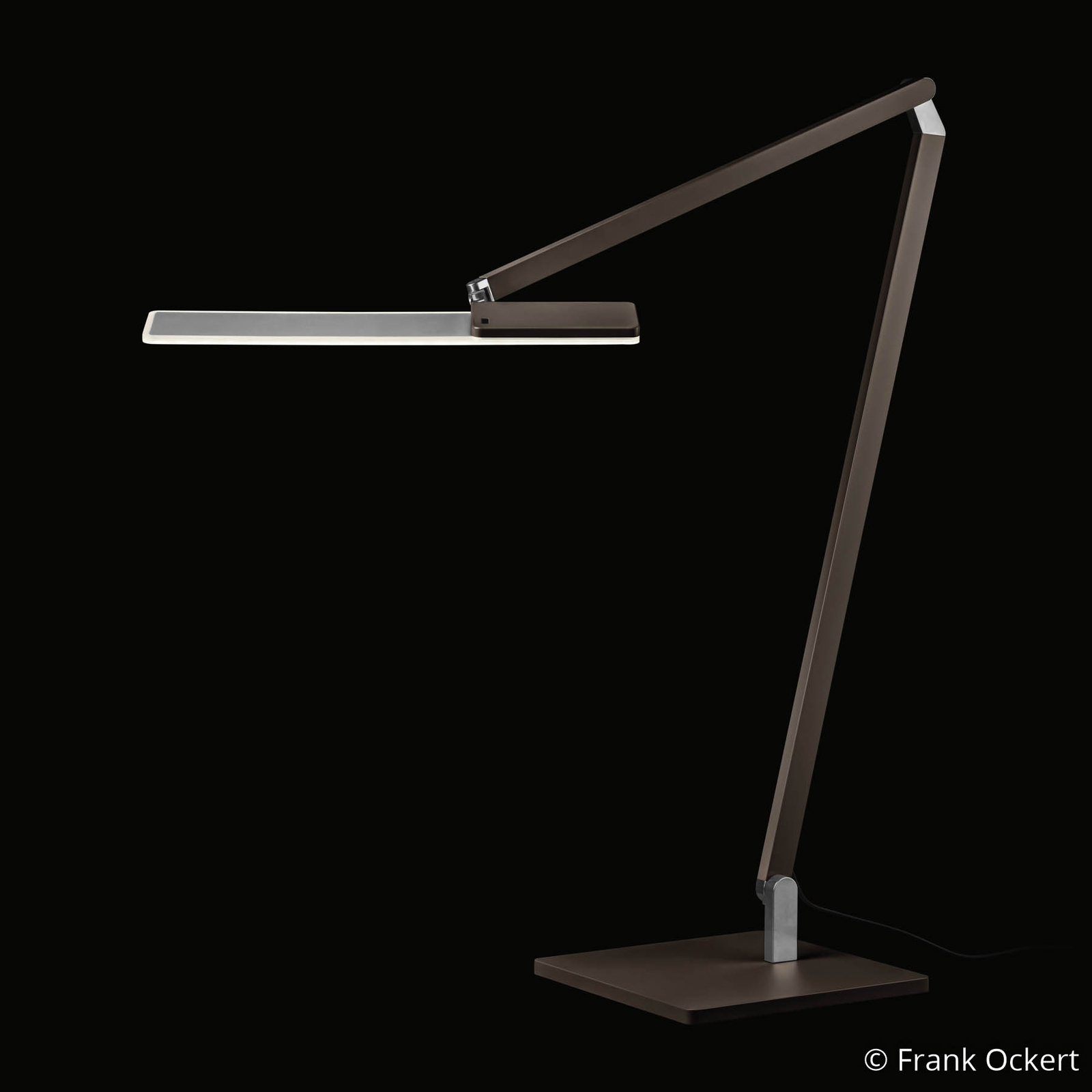 Nimbus Roxxane Office lampa stołowa LED 940 brąz