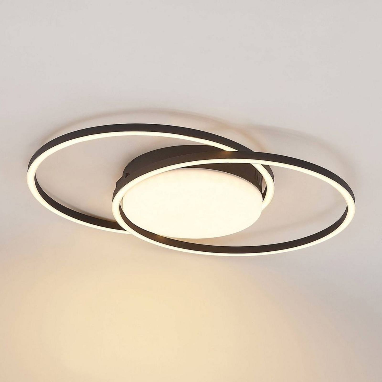 Nikodem LED Loftlampe 2700-6000K Black - Lindby