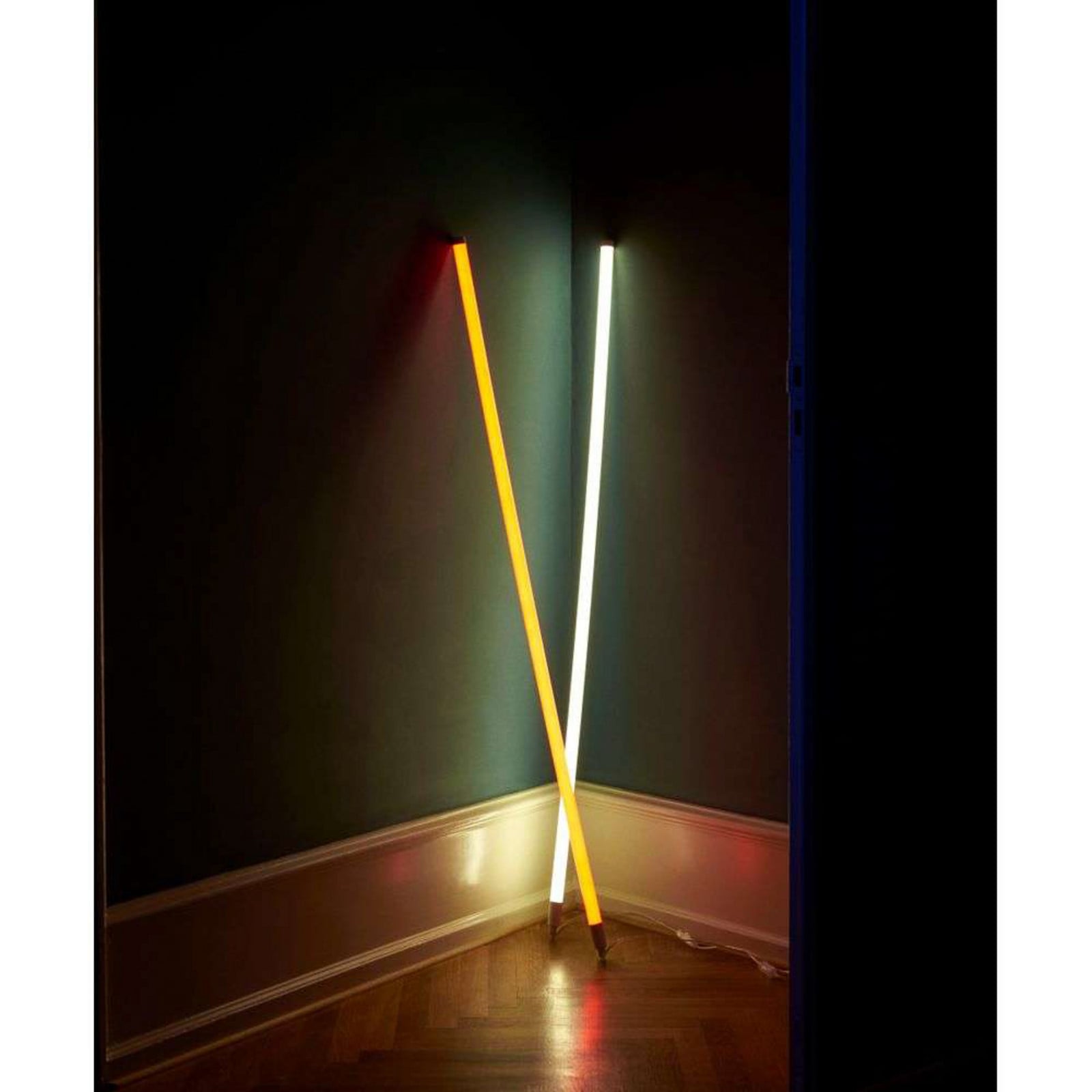 Neon Tube LED-r&oslash;rp&aelig;re, gul, l&aelig;ngde 1,5 m, stik - HAY - Stue - Moderne - Plastik - Line&aelig;r