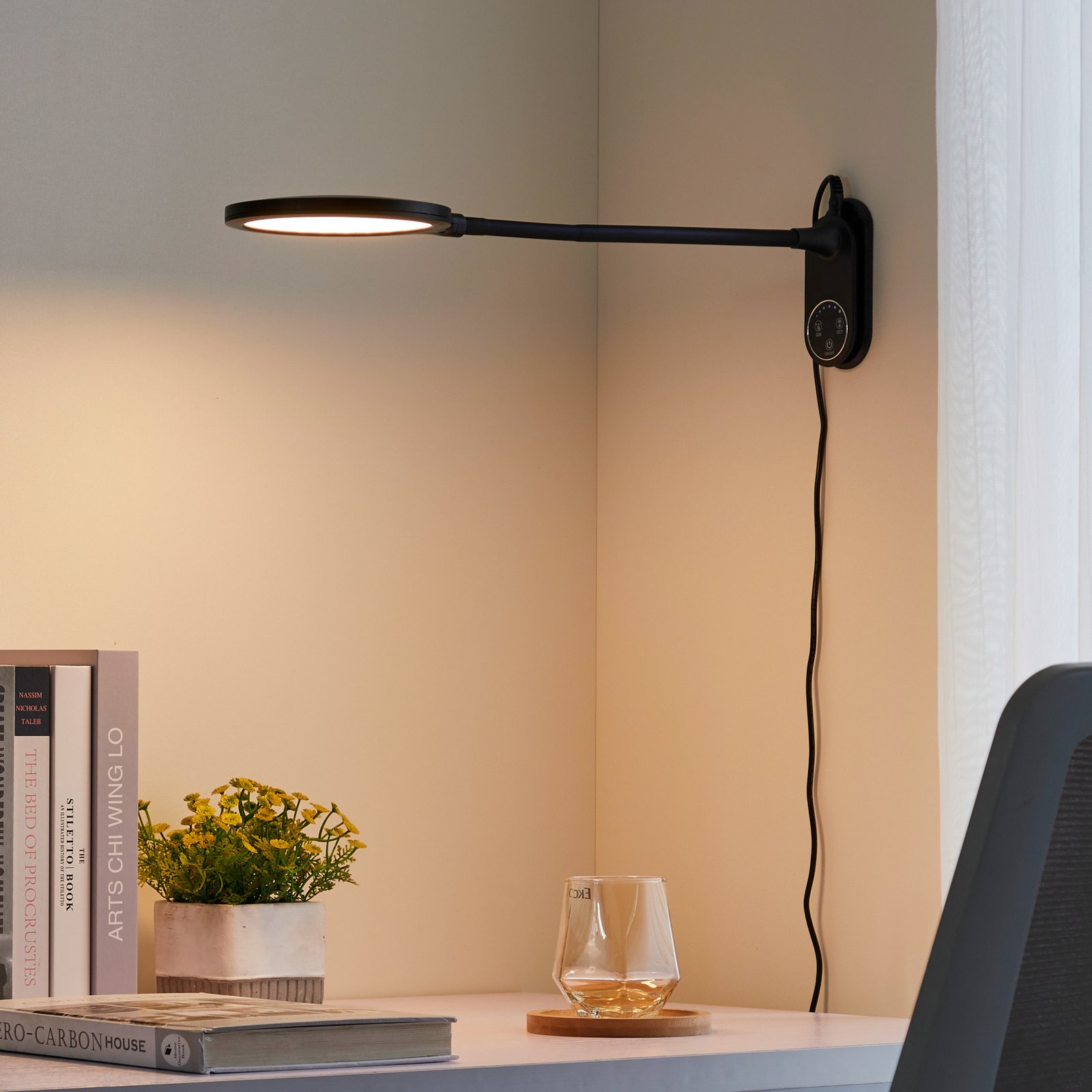 Valtaria LED Tischleuchte/Wandleuchte CCT Black - Lindby