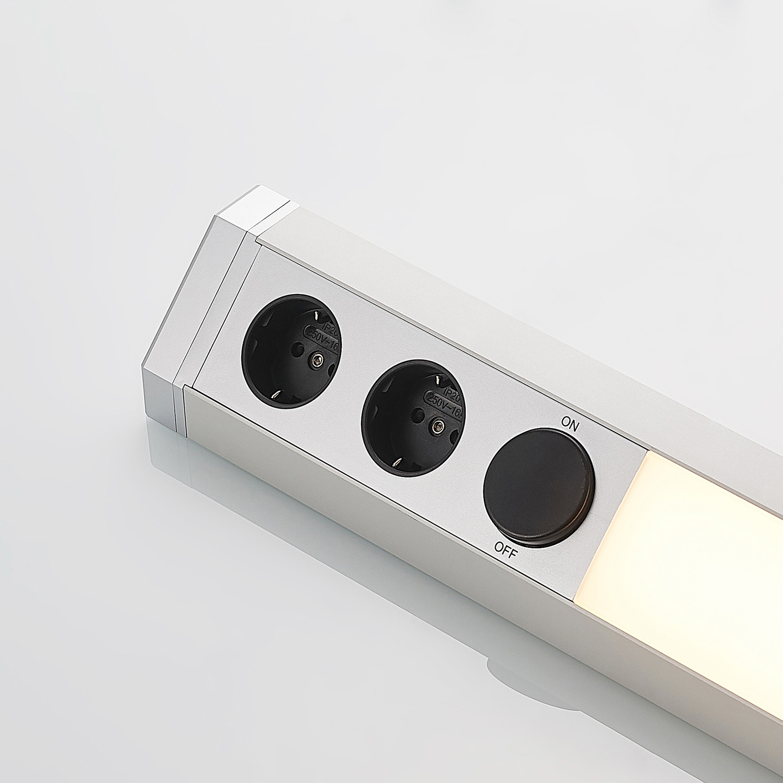 Arcchio Ovano LED-bänklampa, silver