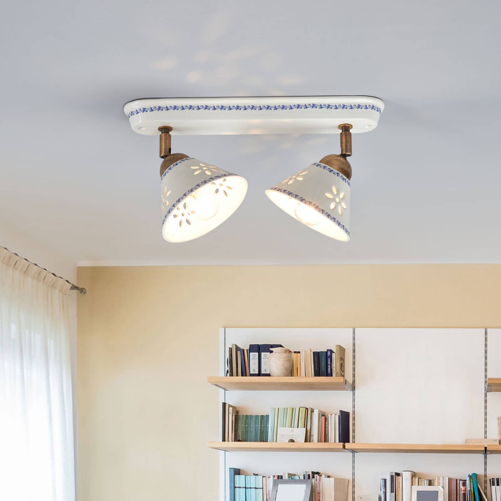 2-punktowa lampa ścienna NONNA z białej ceramiki