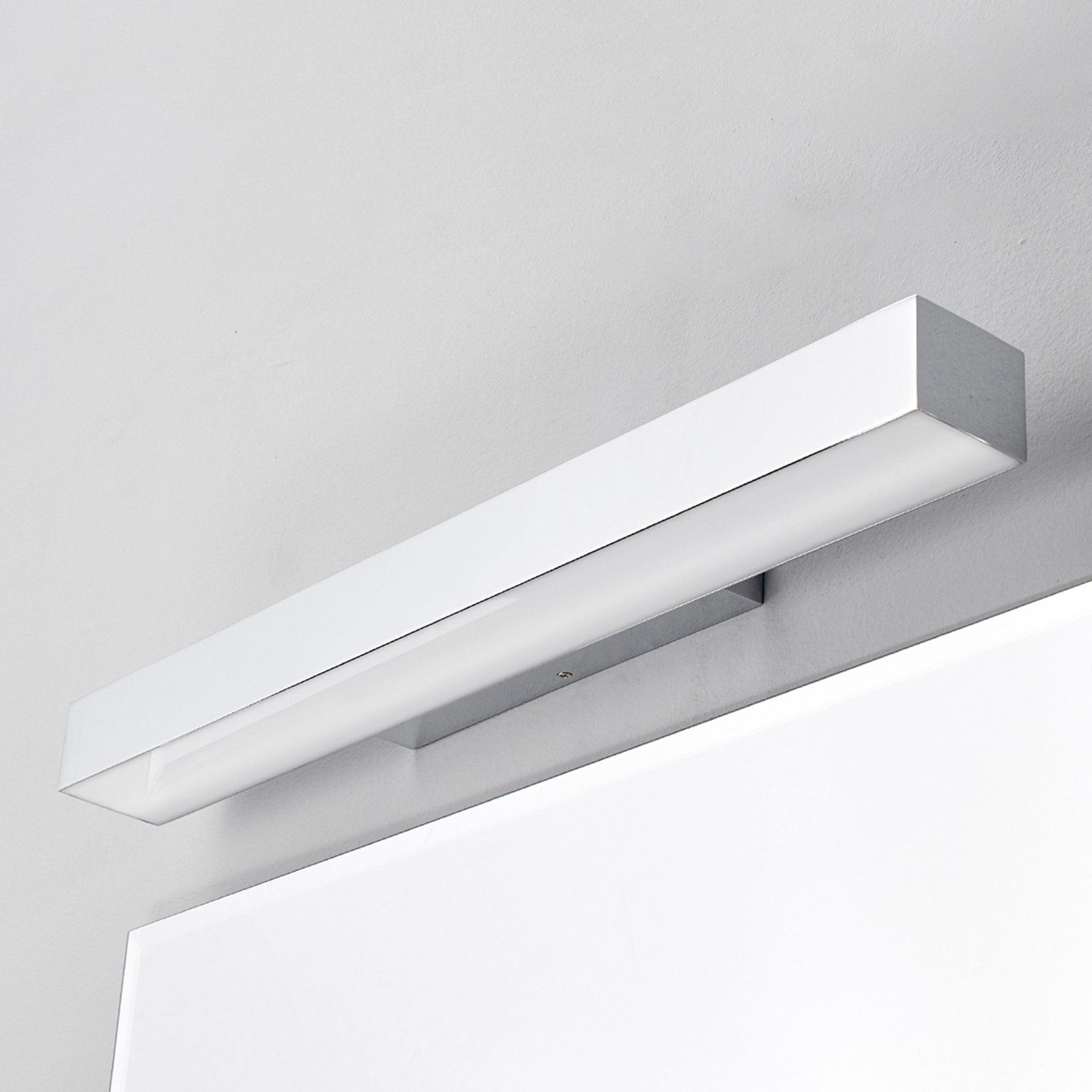 Kiana LED Seinävalaisin Chrome - Lindby