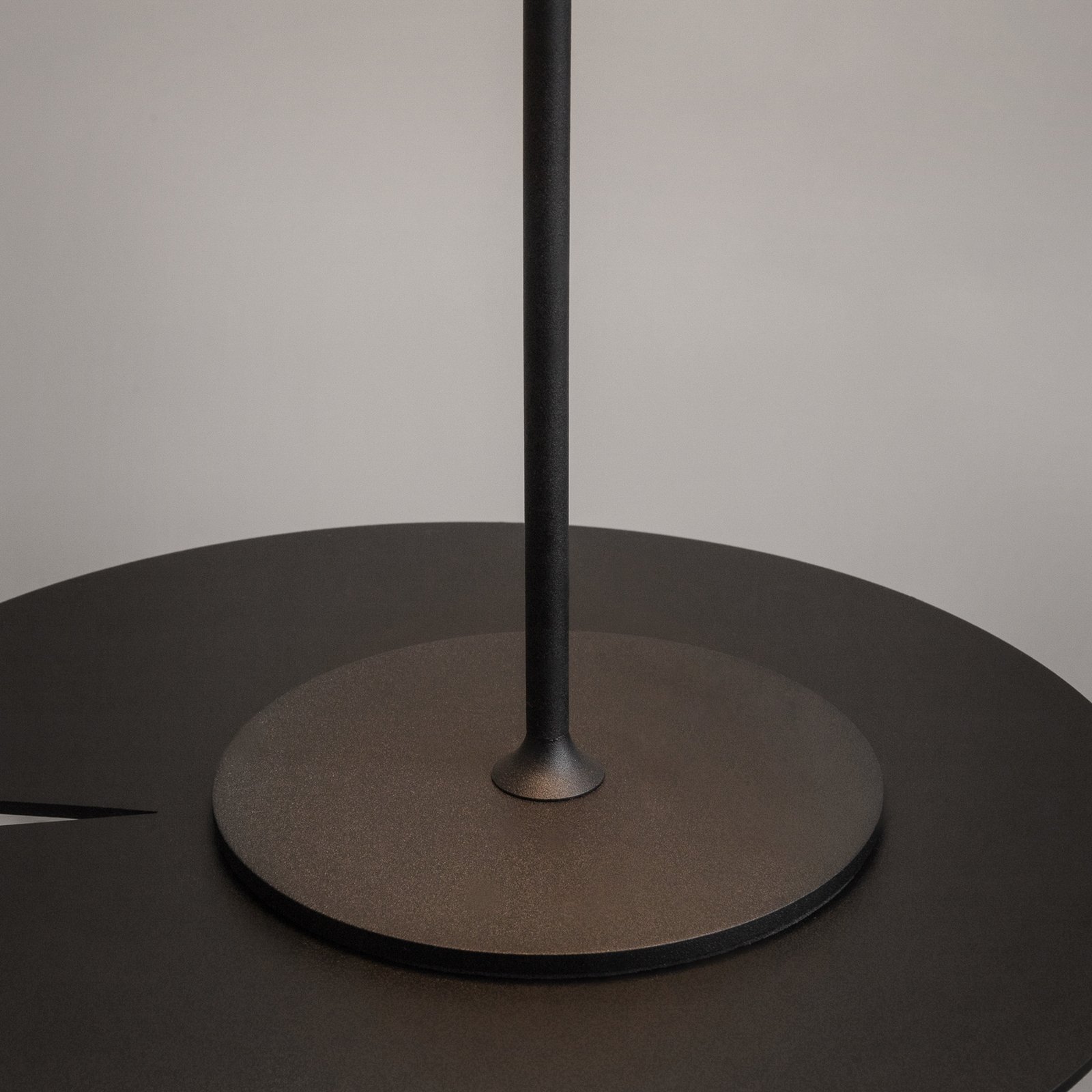 Maytoni LED rechargeable table lamp AI Collaboration, aluminium, black