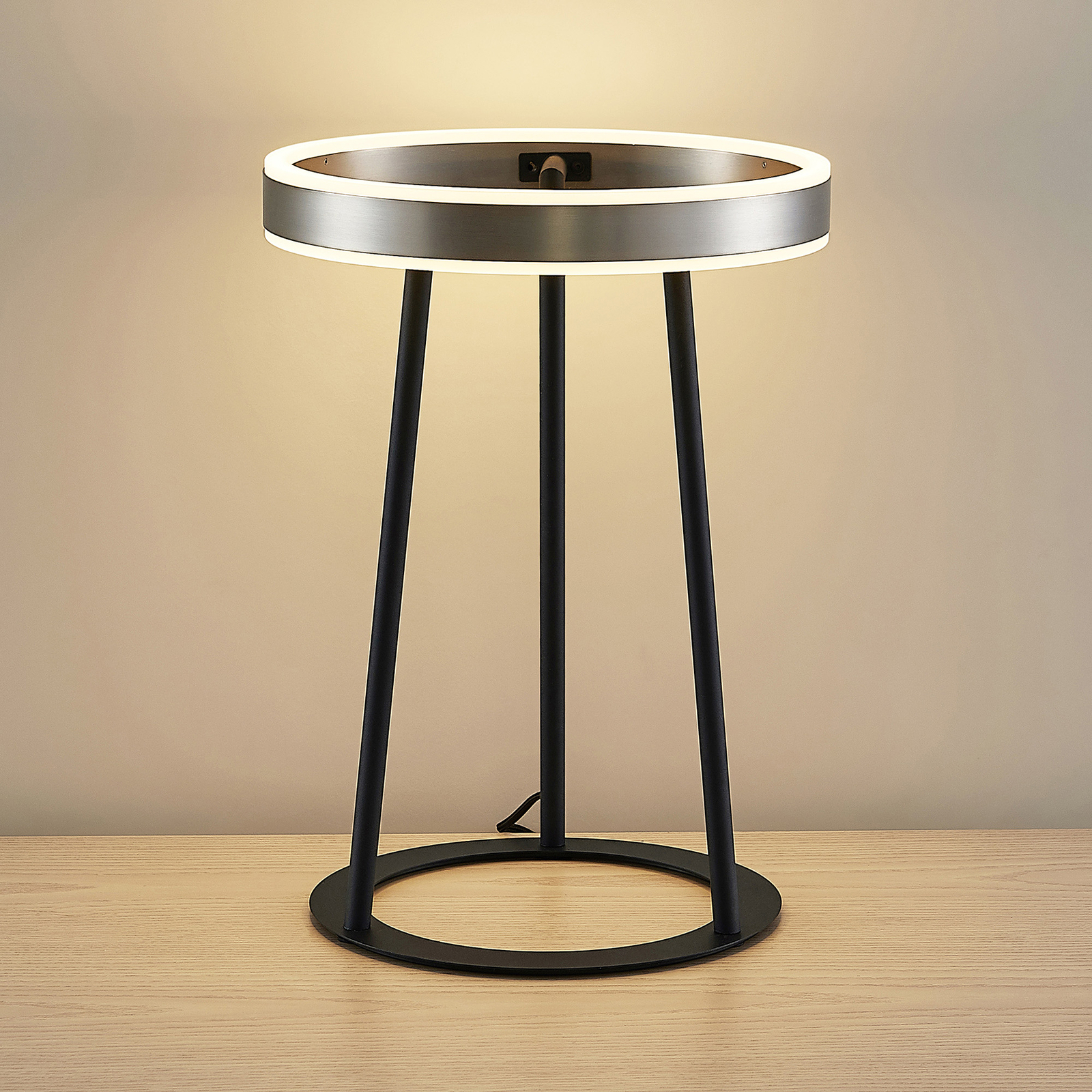 Lucande Seppe stolná LED lampa, nikel