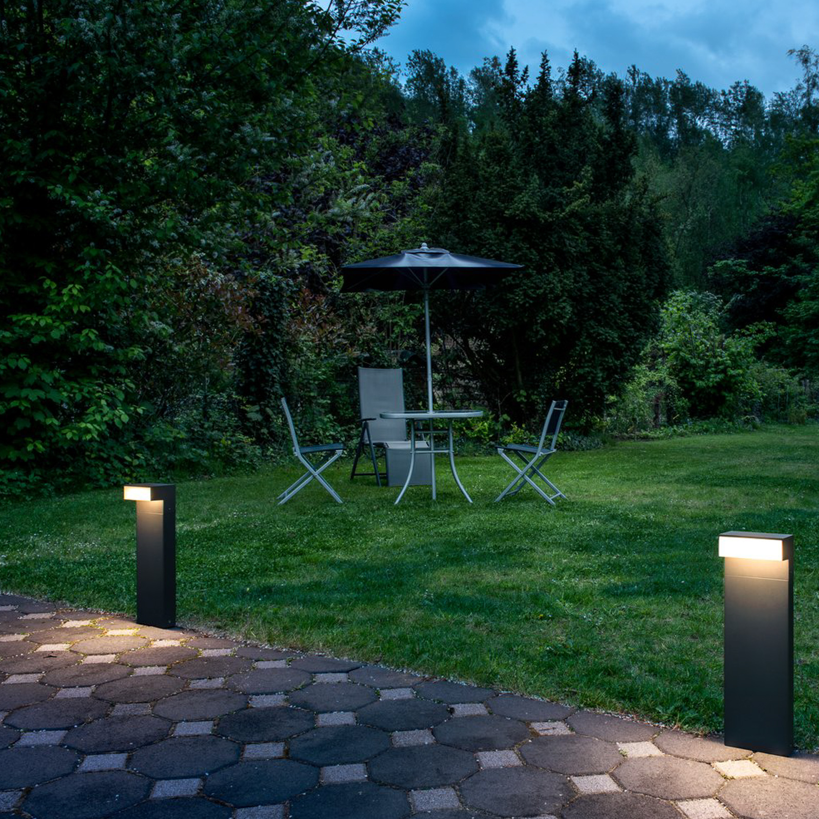 SLV L-Line Out LED pillar light CCT, height 50 cm, aluminium, 7 W, energy efficiency: A+, W: 15 cm, H: 50 cm