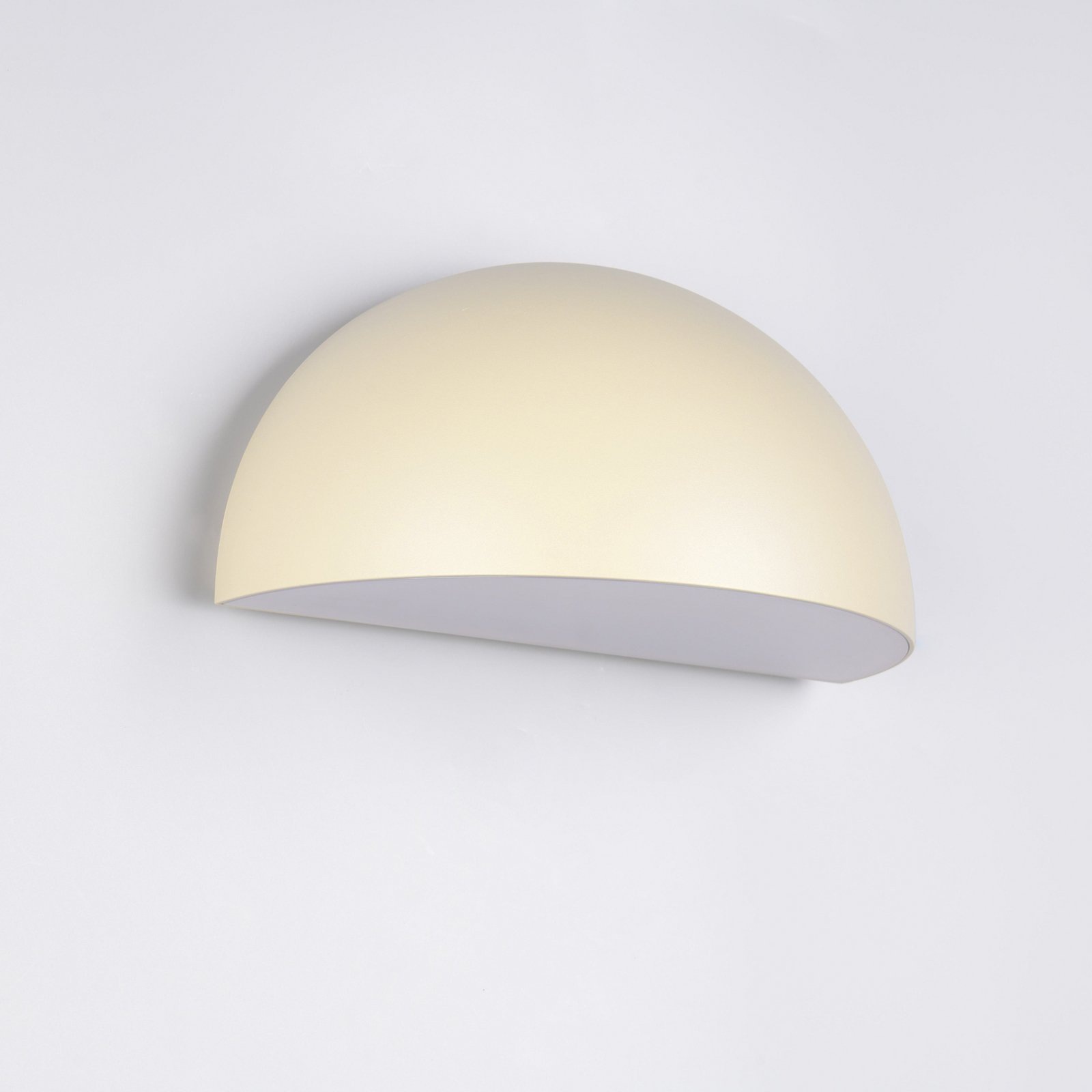 Āra sienas lampa MAAS, krēmkrāsas, platums 27 cm, metāls, IP44 Āra sienas lampa MAAS, krēmkrāsas, platums 27 cm, metāls, IP44