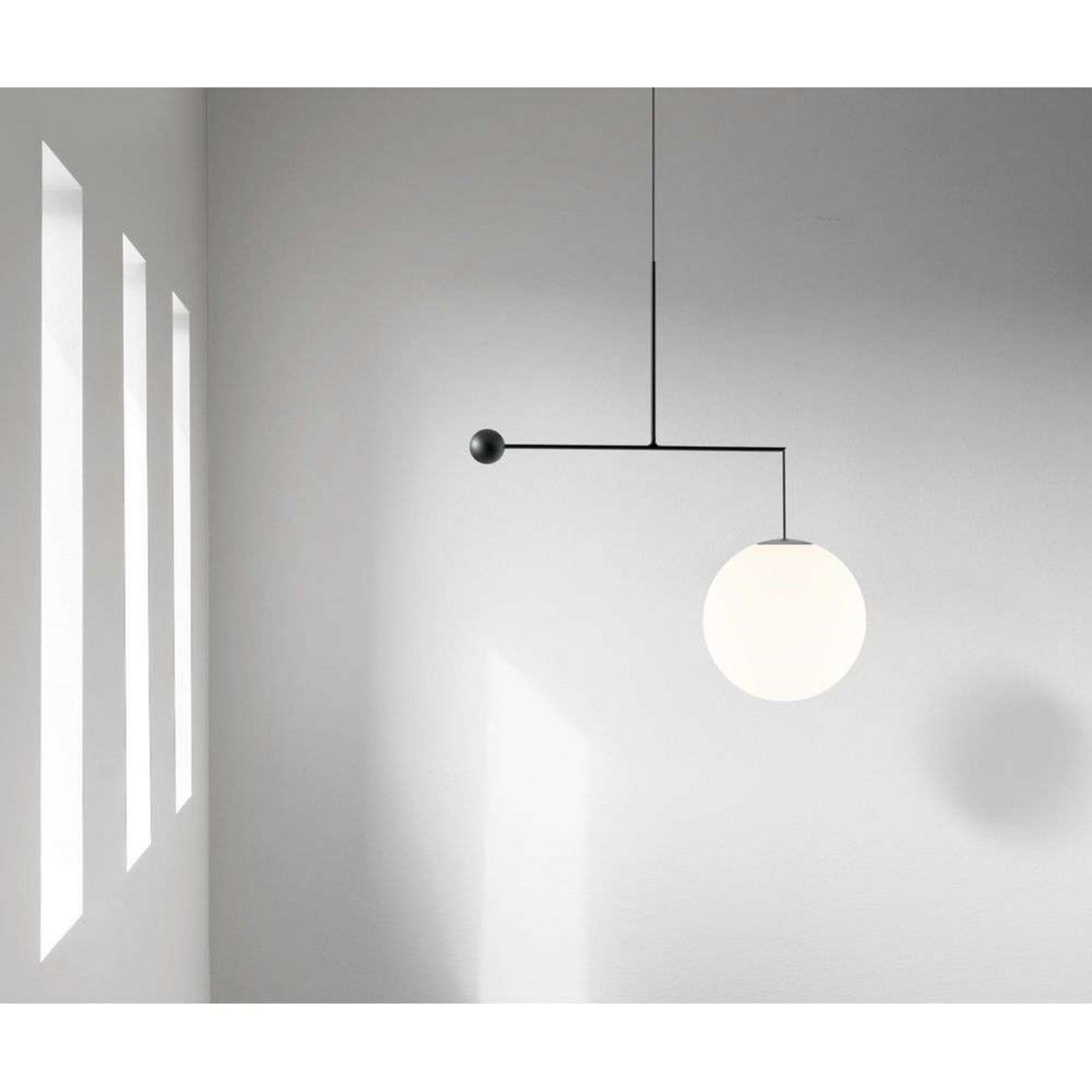 Malamata Taklampa Ø48 Matt Black Luceplan - Matsal - Metall | Produkter - Taklampor | Lampspecialisterna