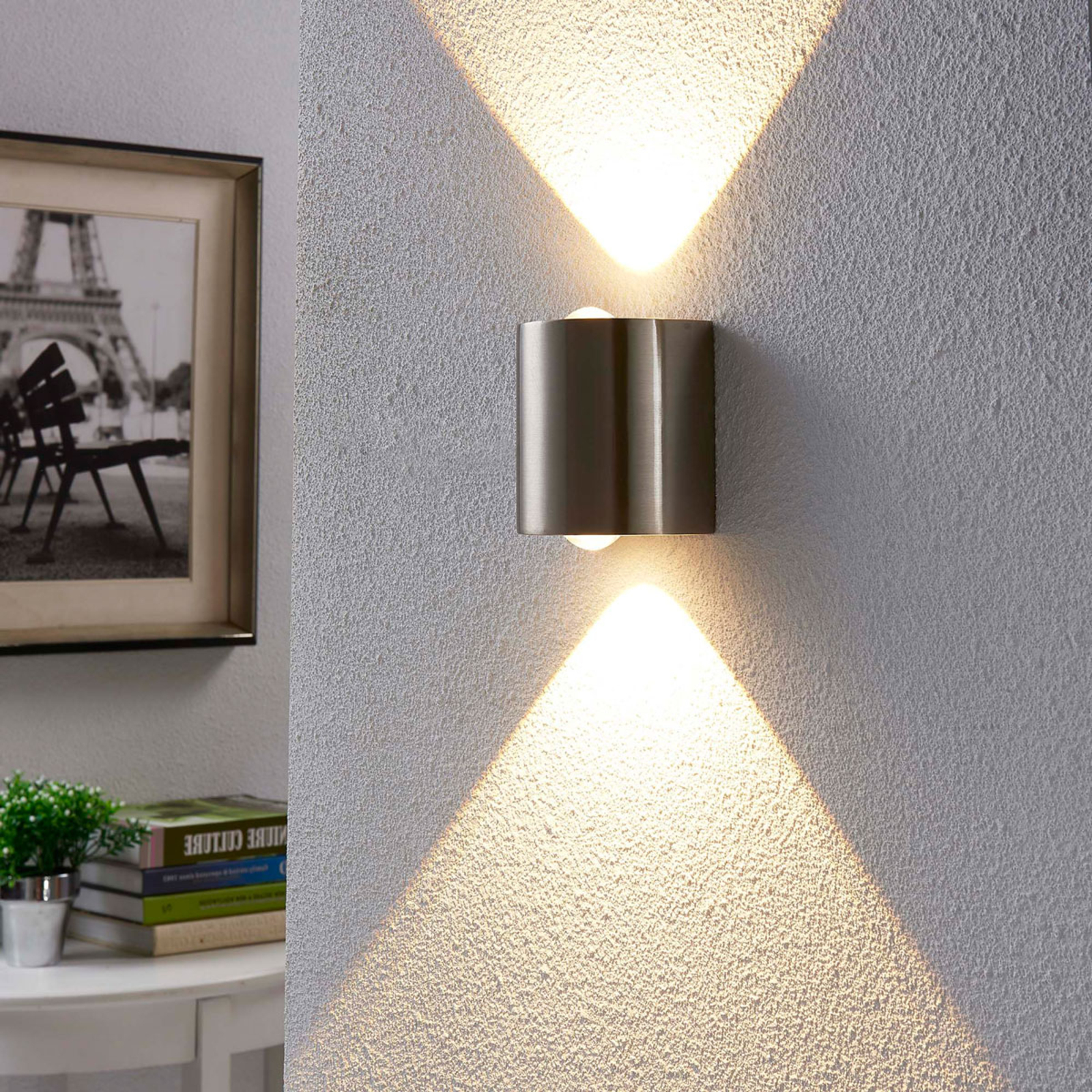 Lareen LED fali lámpa, félkör, selyemfényű nikkel