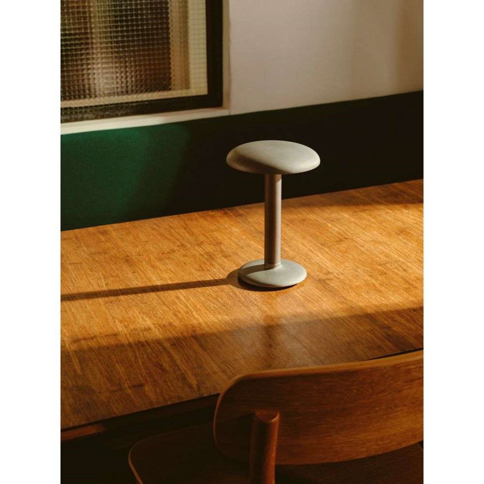 Gustave Portable Stolová Lampa Raw Aluminum - Flos