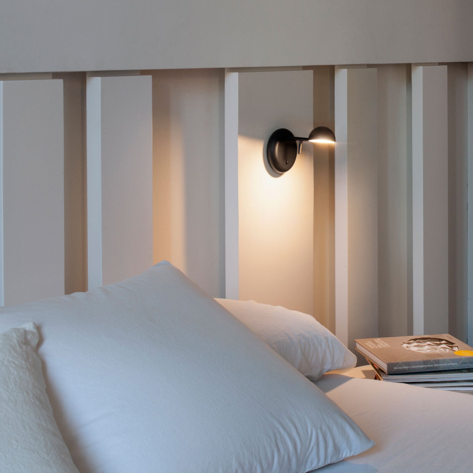 Pin 1675 LED-Wandleuchte, schwarz, 11 cm - Vibia