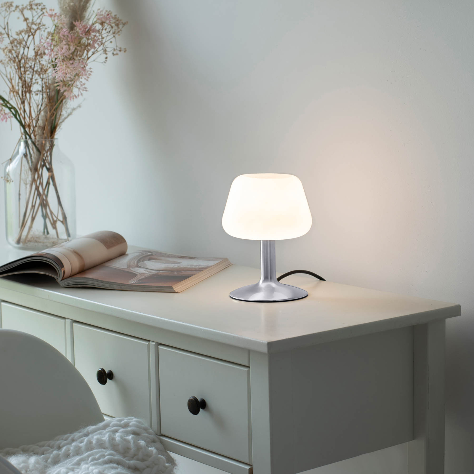 Malá LED stolní lampa Till dotykový stmívač, ocel