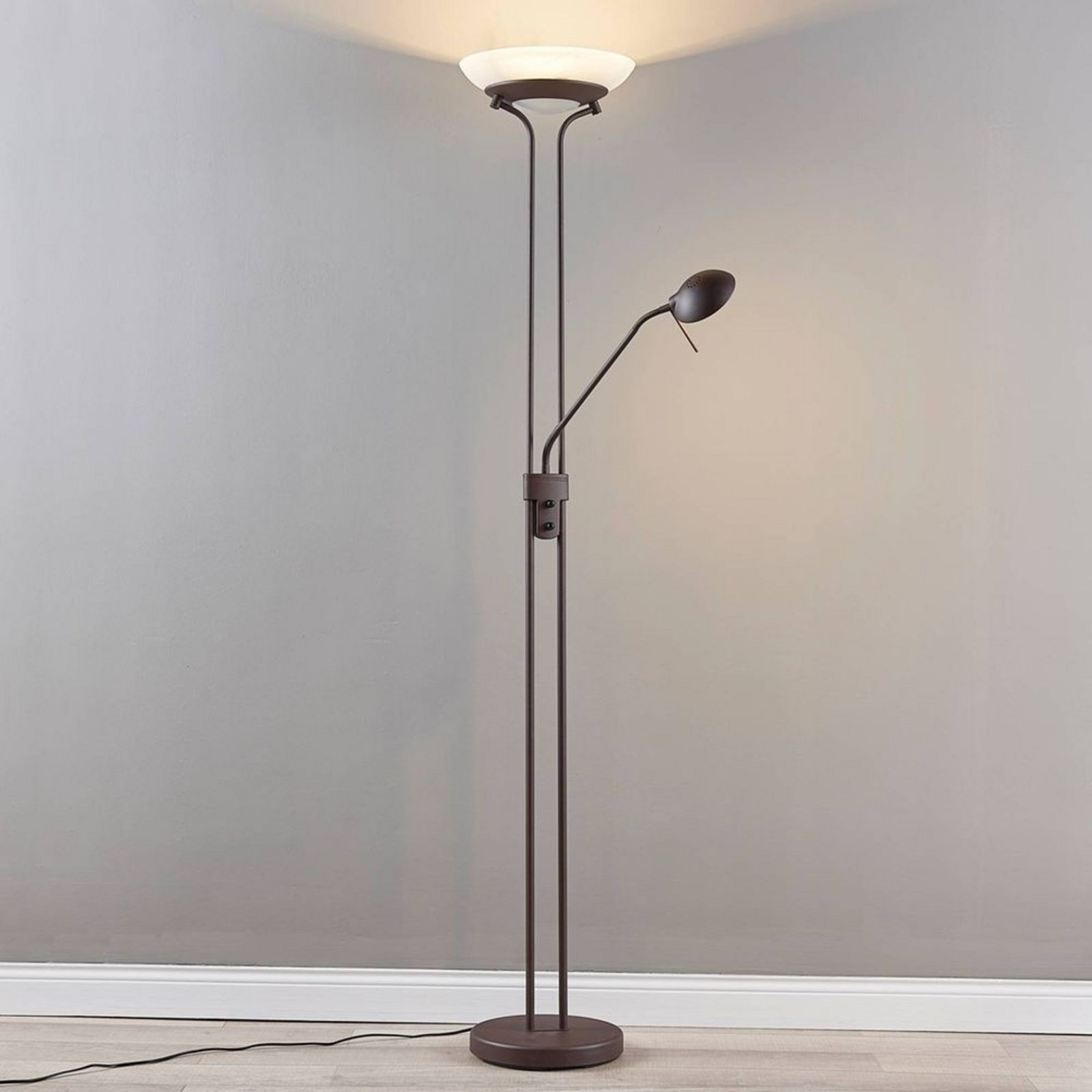 Yveta Lampadar Rust/White - Lindby