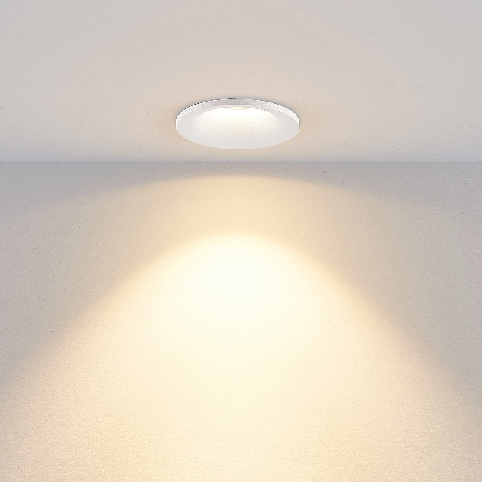 Projetor LED de encastrar Ivy Round 7W 3.000K 40° branco