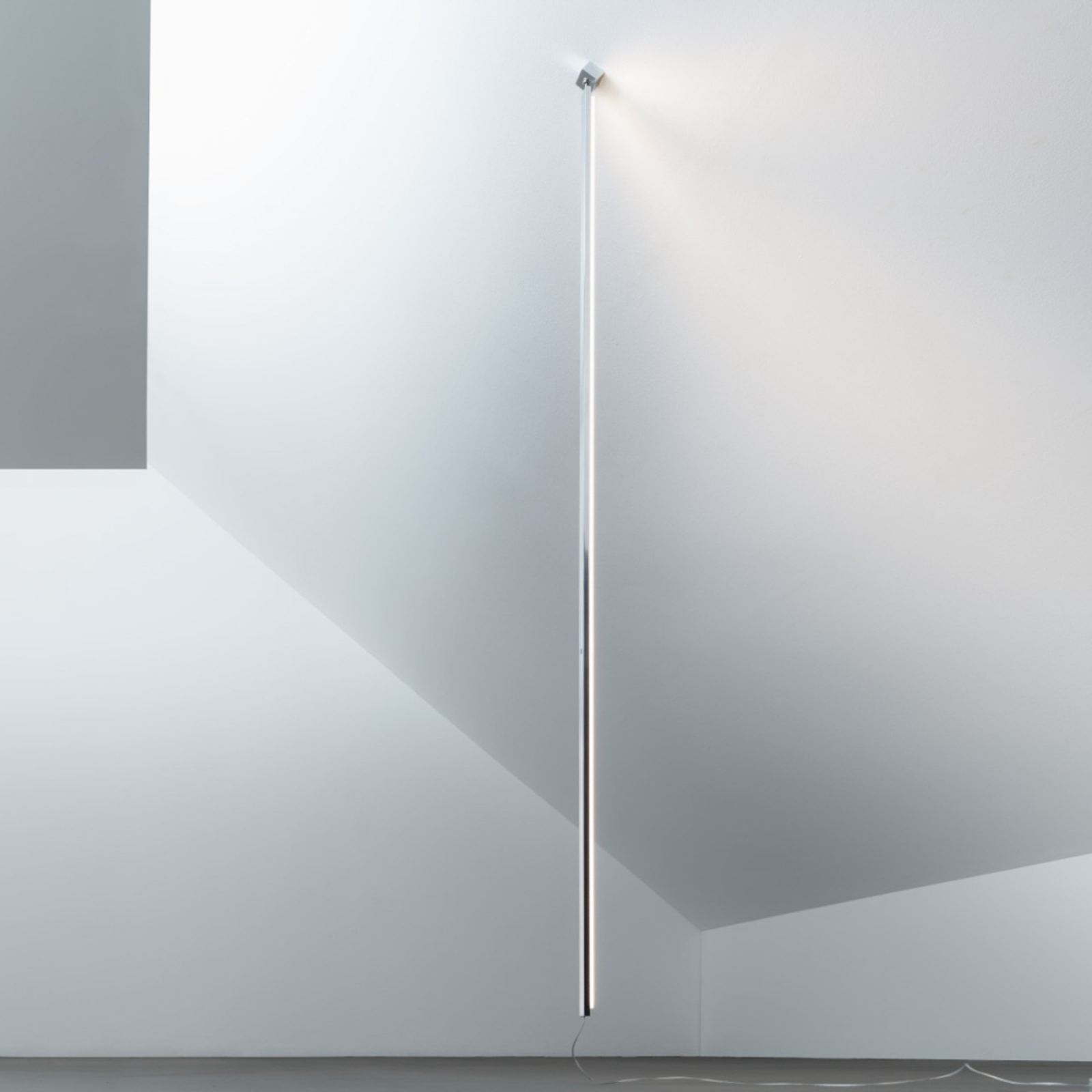 Stilnovo Xilema LED visilica od aluminija s prigušivanjem