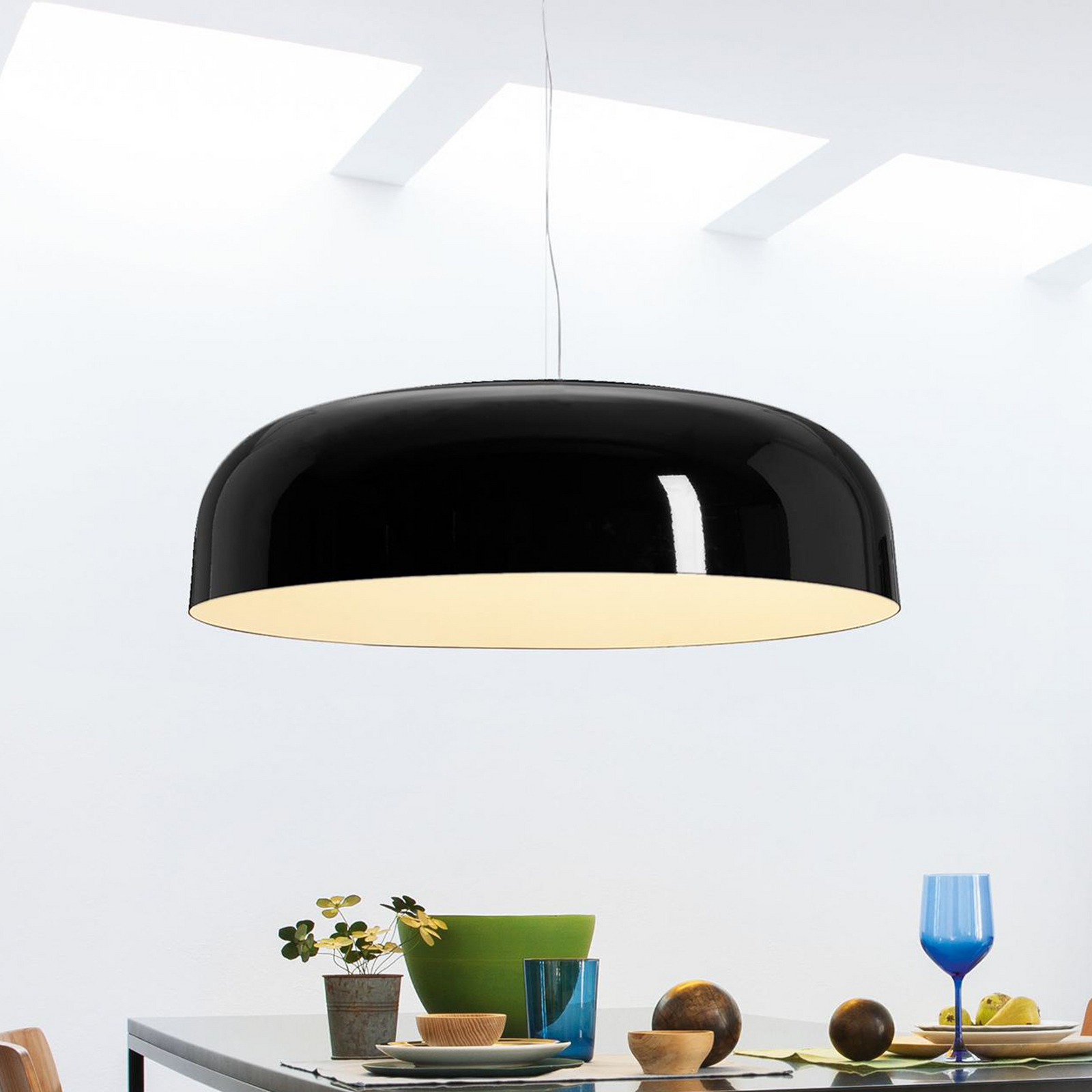 Oluce LED-hængelampe Canopy, Ø 60 cm, sort, aluminium