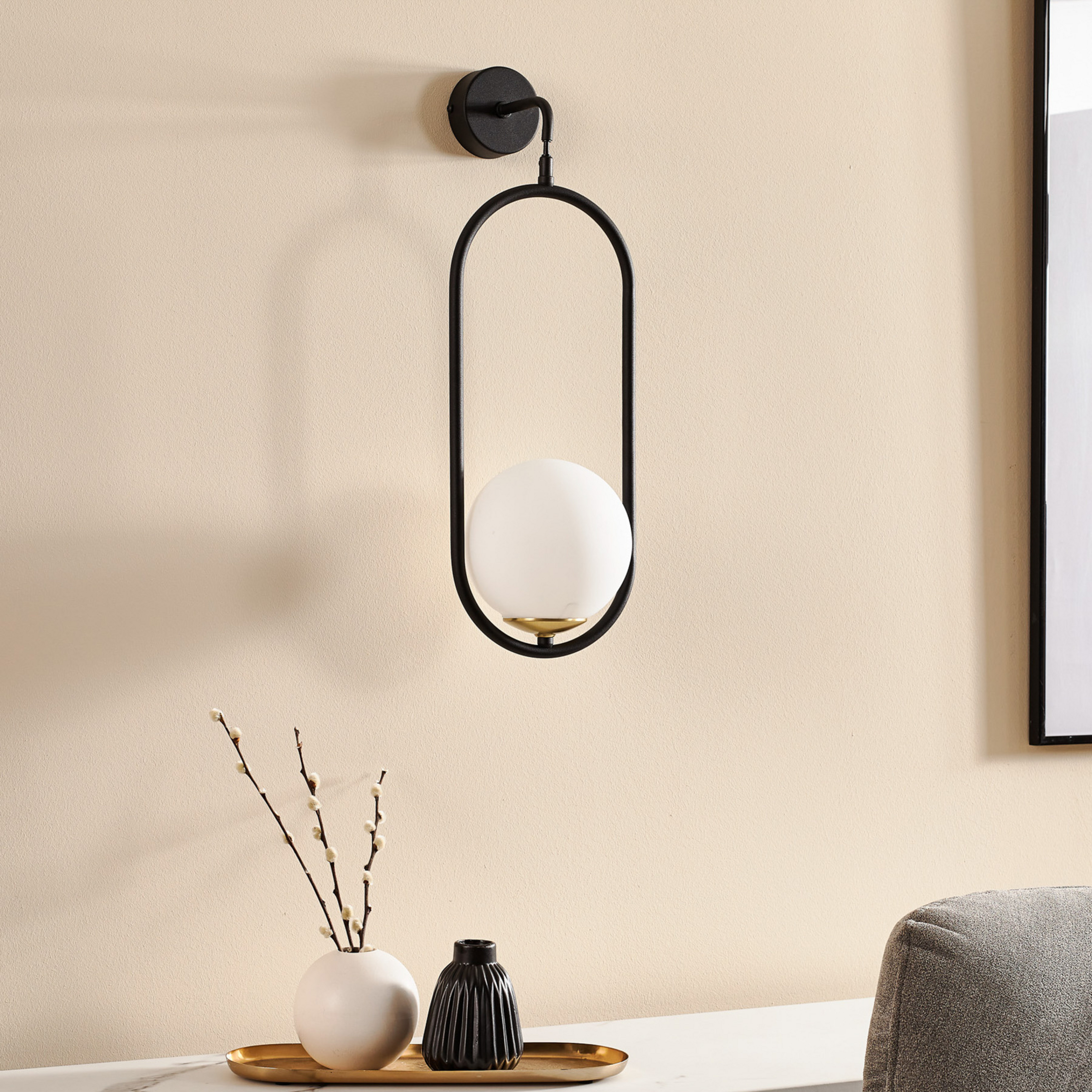 Applique murale Samba, verre opale/noir à 1 lampe