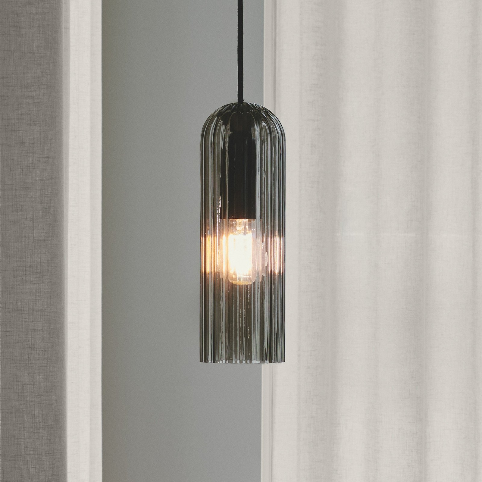 Nordlux Lampă suspendată Miella sticlă striată gri fumuriu/negru - Camera de zi / sufragerie - gri fumuriu negru