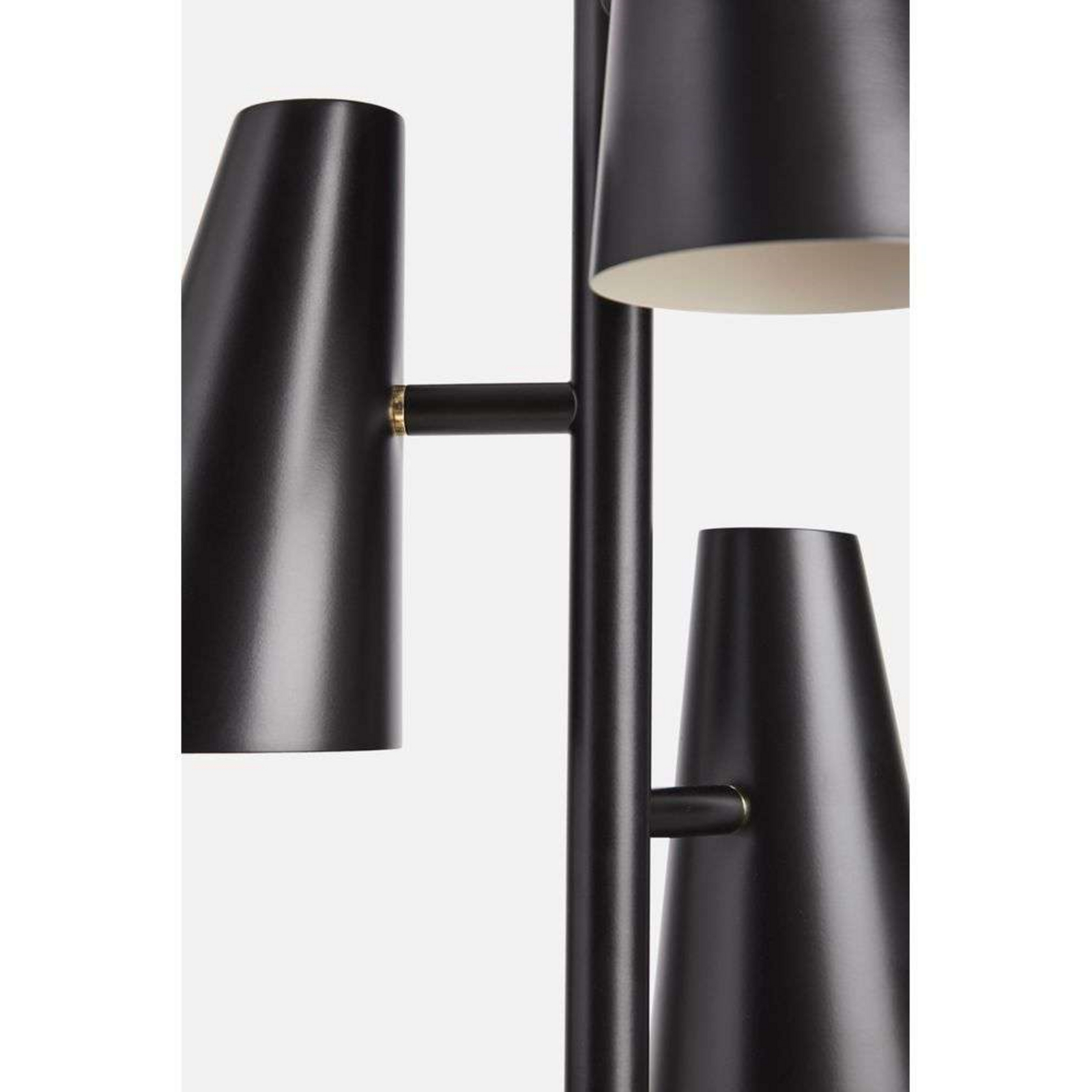 Cono Lustră Pendul 3 Black - Woud