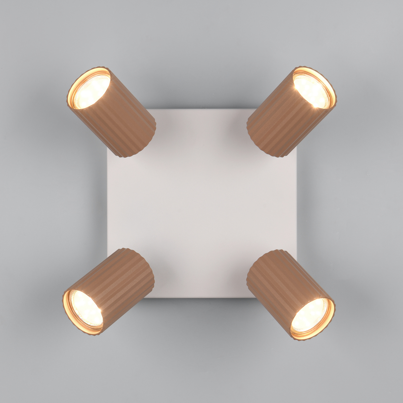 Stropni žaromet Soka, rjava/siva, dolžina 20 cm, kovina, 4-krilni. Stropni žaromet Soka, rjava/siva, dolžina 20 cm, kovina, 4-krilni.