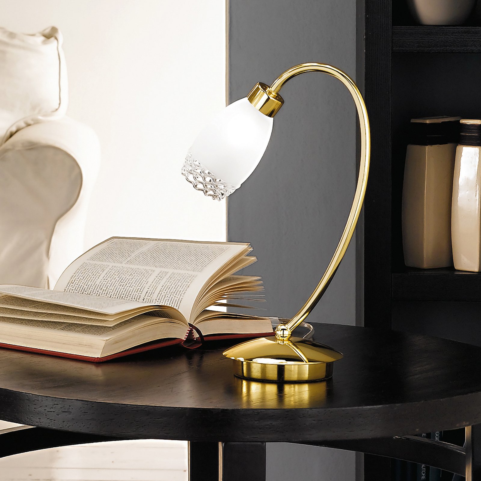 Lámpara de mesa CARLA, color latón, altura 32 cm, metal/vidrio Lámpara de mesa CARLA, color latón, altura 32 cm, metal/vidrio