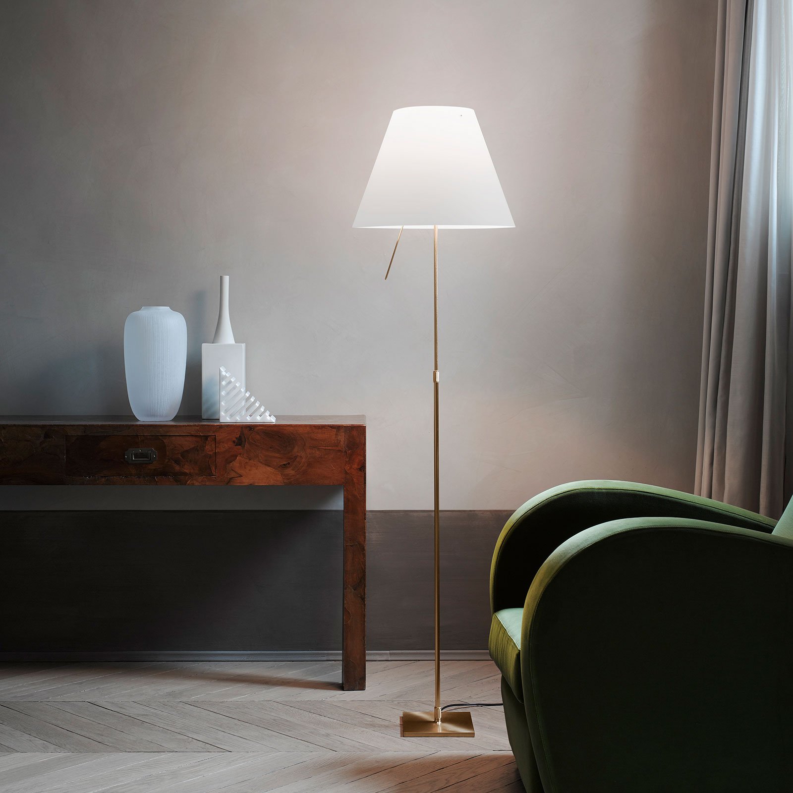 Luceplan Costanza floor lamp D13t, brass