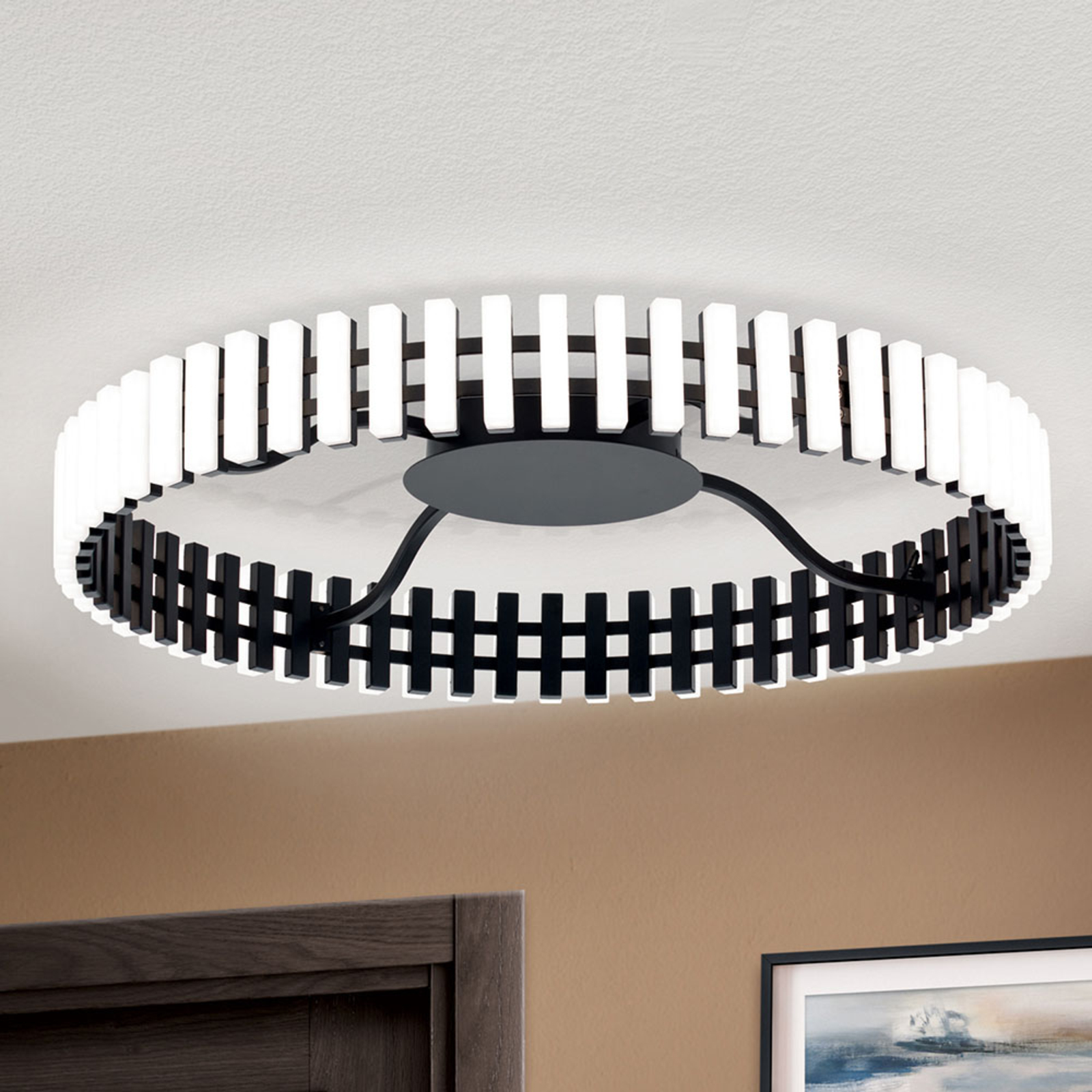 Mansion LED ceiling light, black and white Ø 63 cm