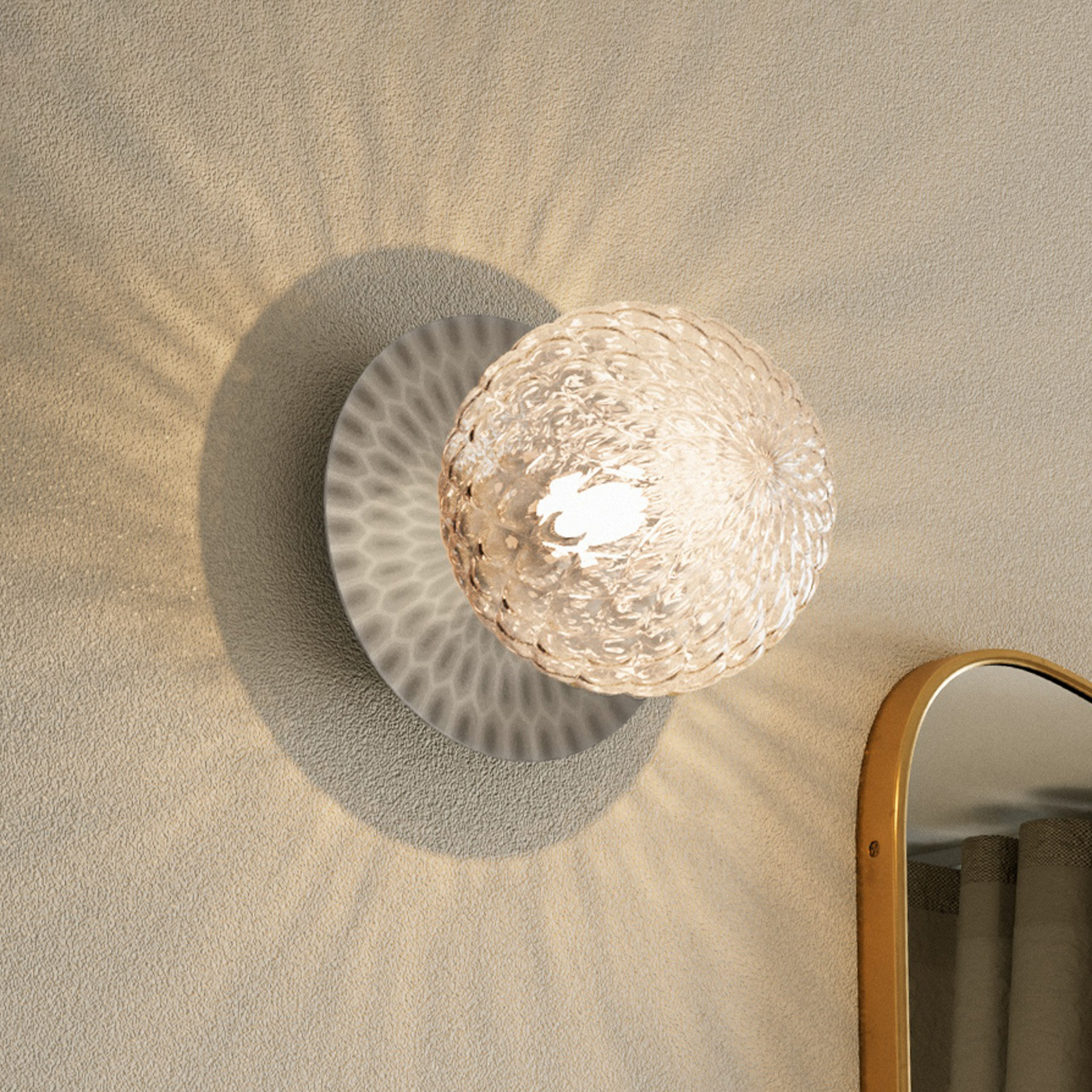 Liila 1 Wall/Ceiling Lamp IP44 Medium Light Silver/Optic Clear - Nuura