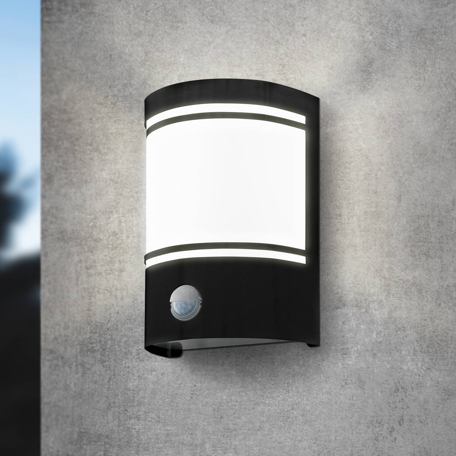 Außenwandlampe Cerno mit Bewegungsmelder, schwarz günstig online kaufen