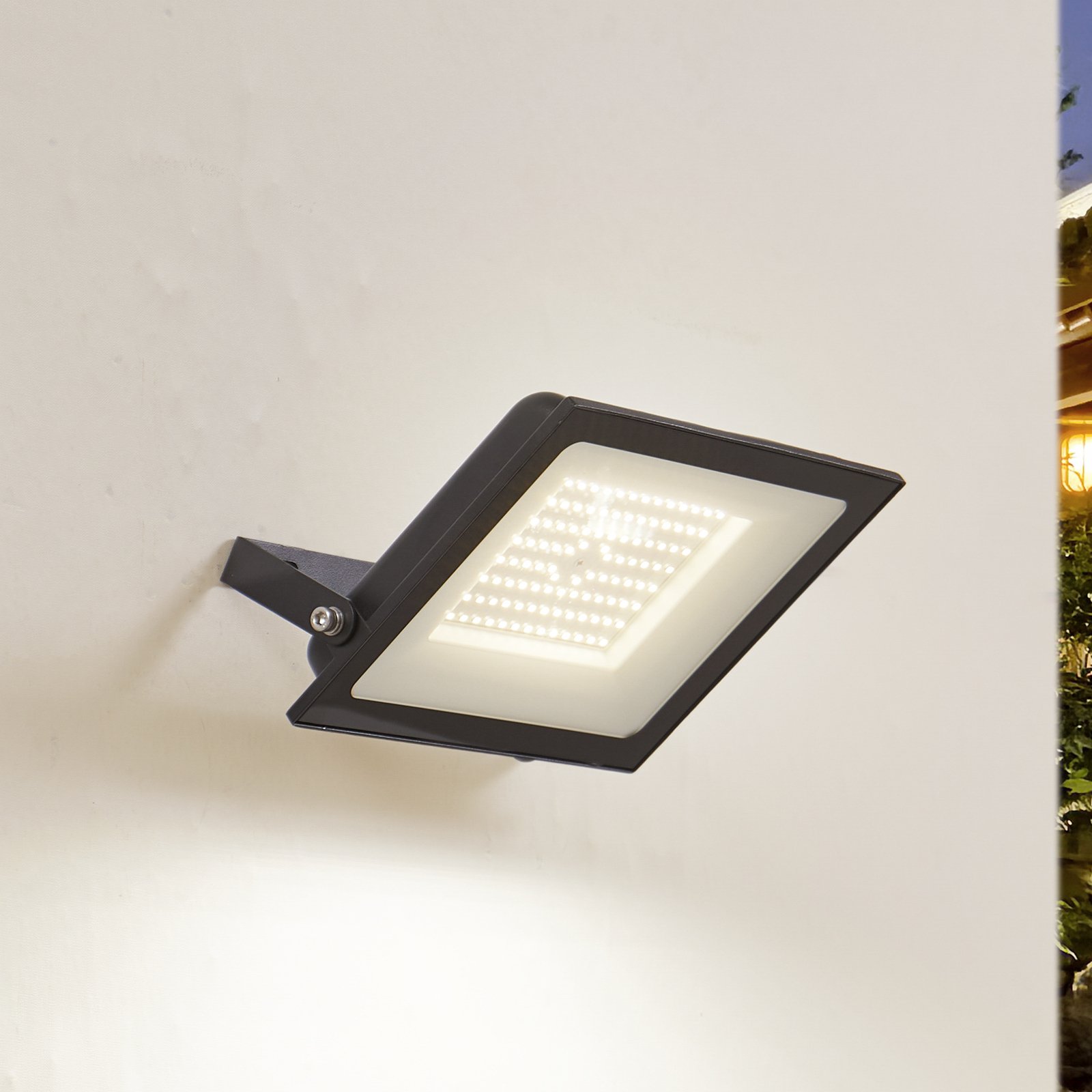 Prios LED outdoor spotlight Maikel, 100W, 8000lm, aluminium