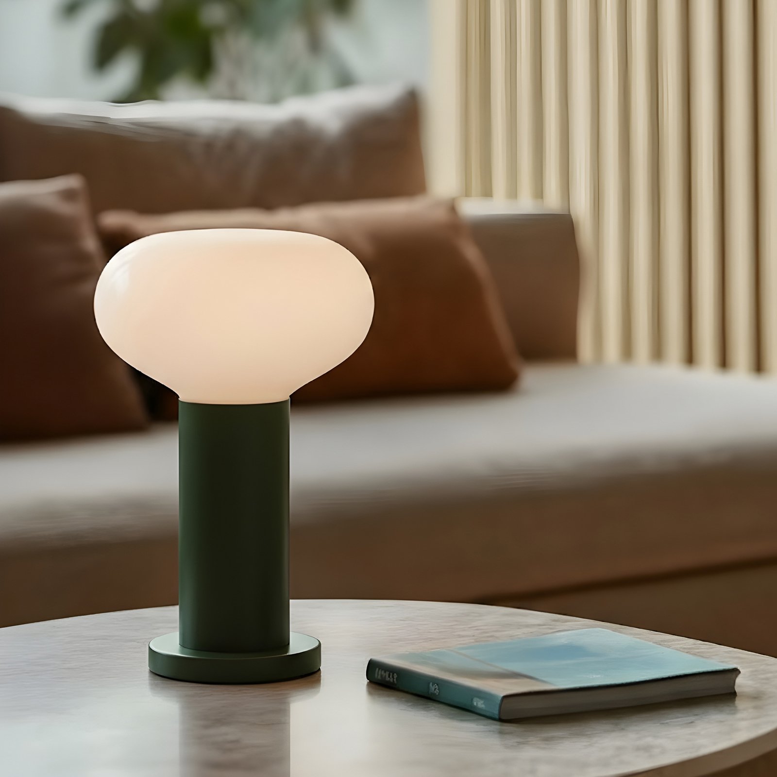 Lampada da tavolo Flo, verde, Ø 19 cm, vetro