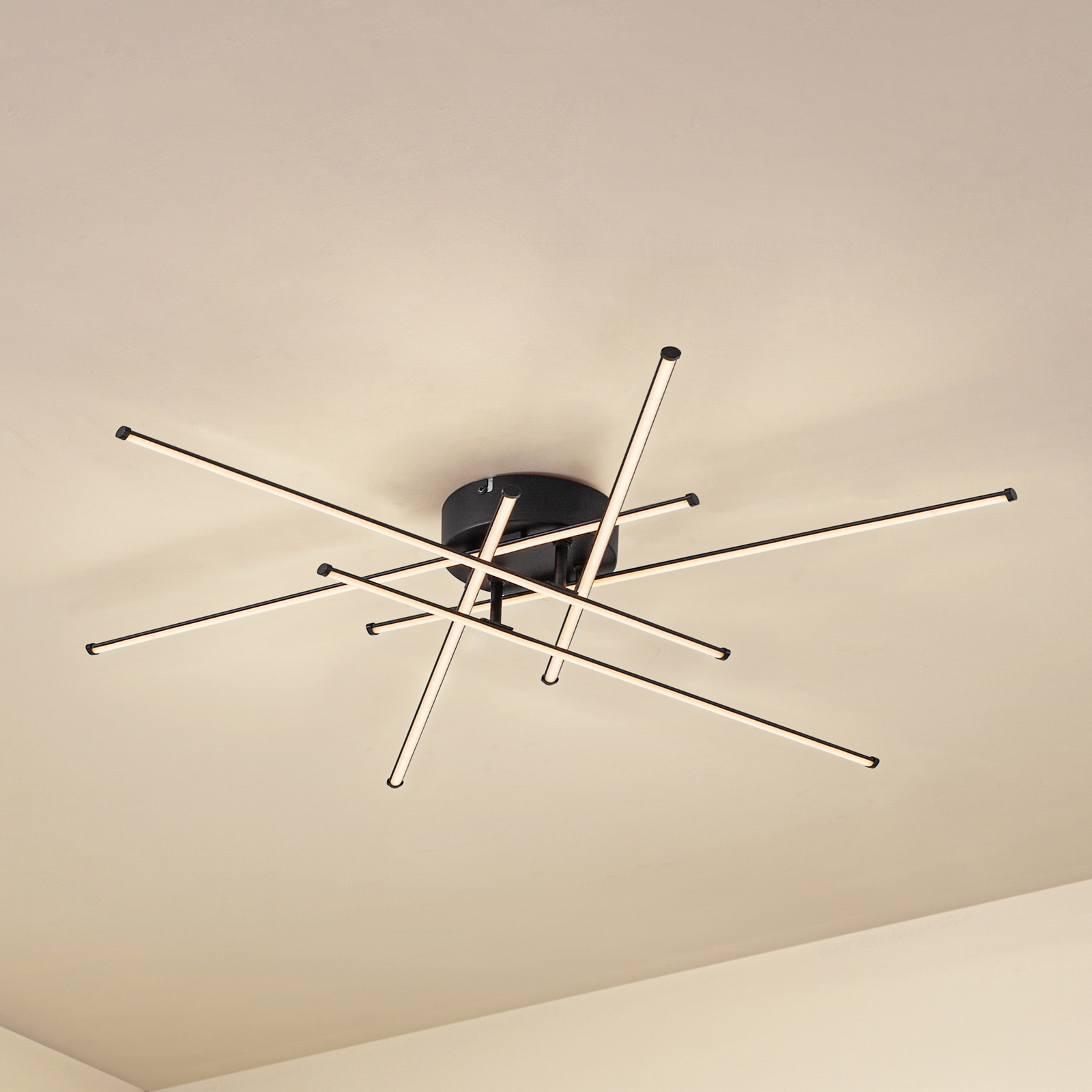 Lindby LED stropna svetilka Elviano, Ø 80 cm, črna, 3.000 K