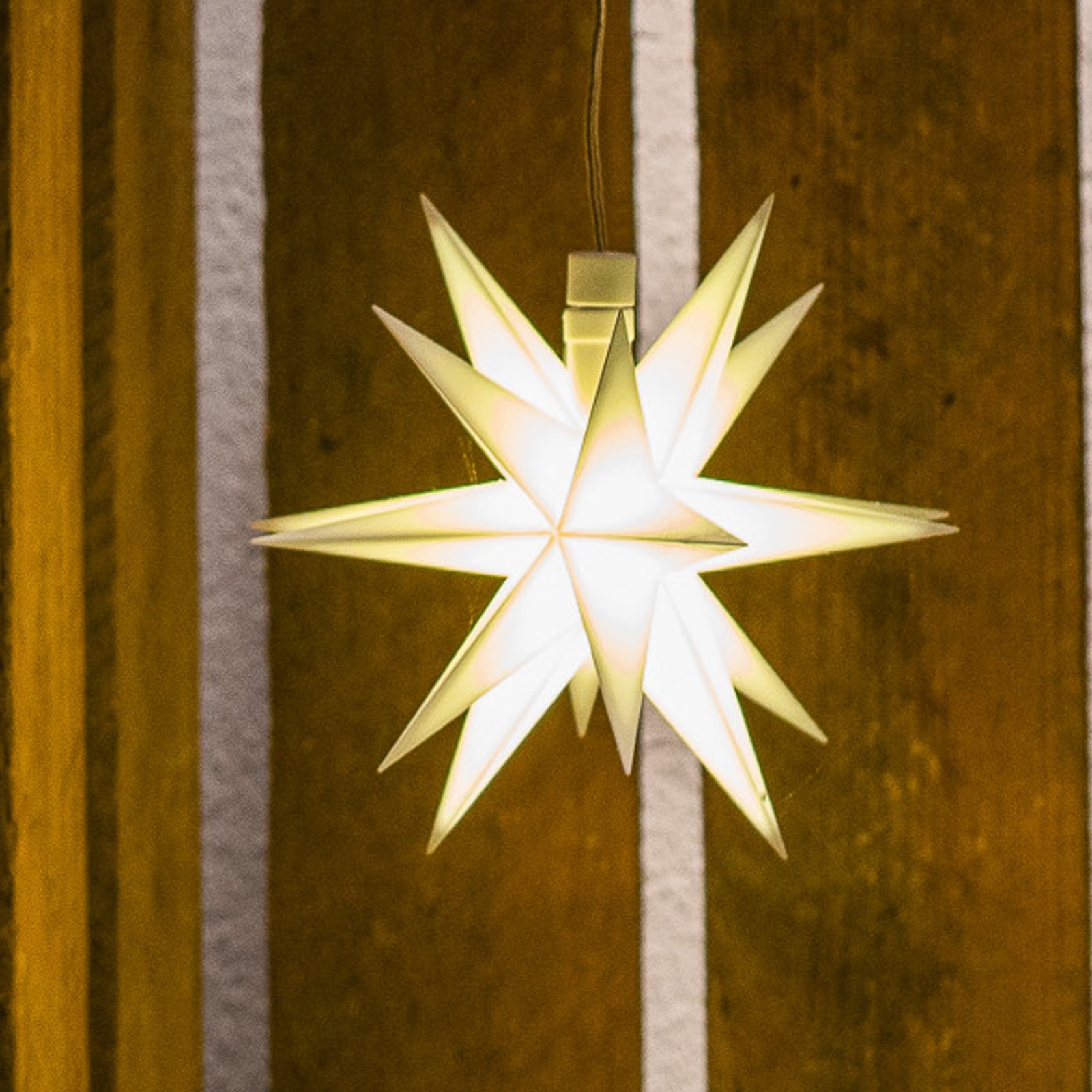 Estrella LED exterior 18 puntas Ø12cm pilas blanca