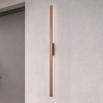 LED-Wandleuchte Demi L, ziegelrot, Alu, Höhe 144 cm, IP54