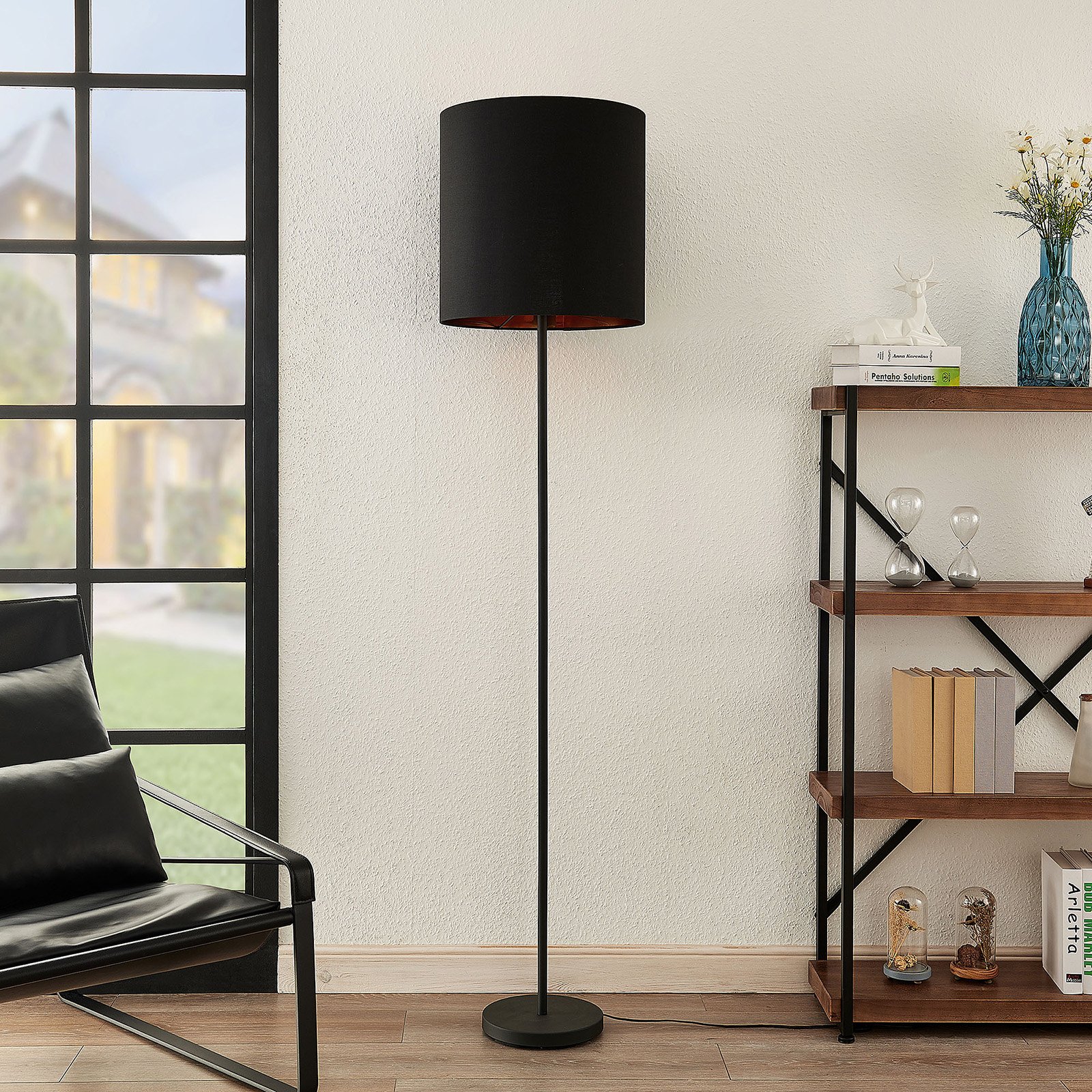 Nymar Stojaca Lampa Black/Gold - Lindby
