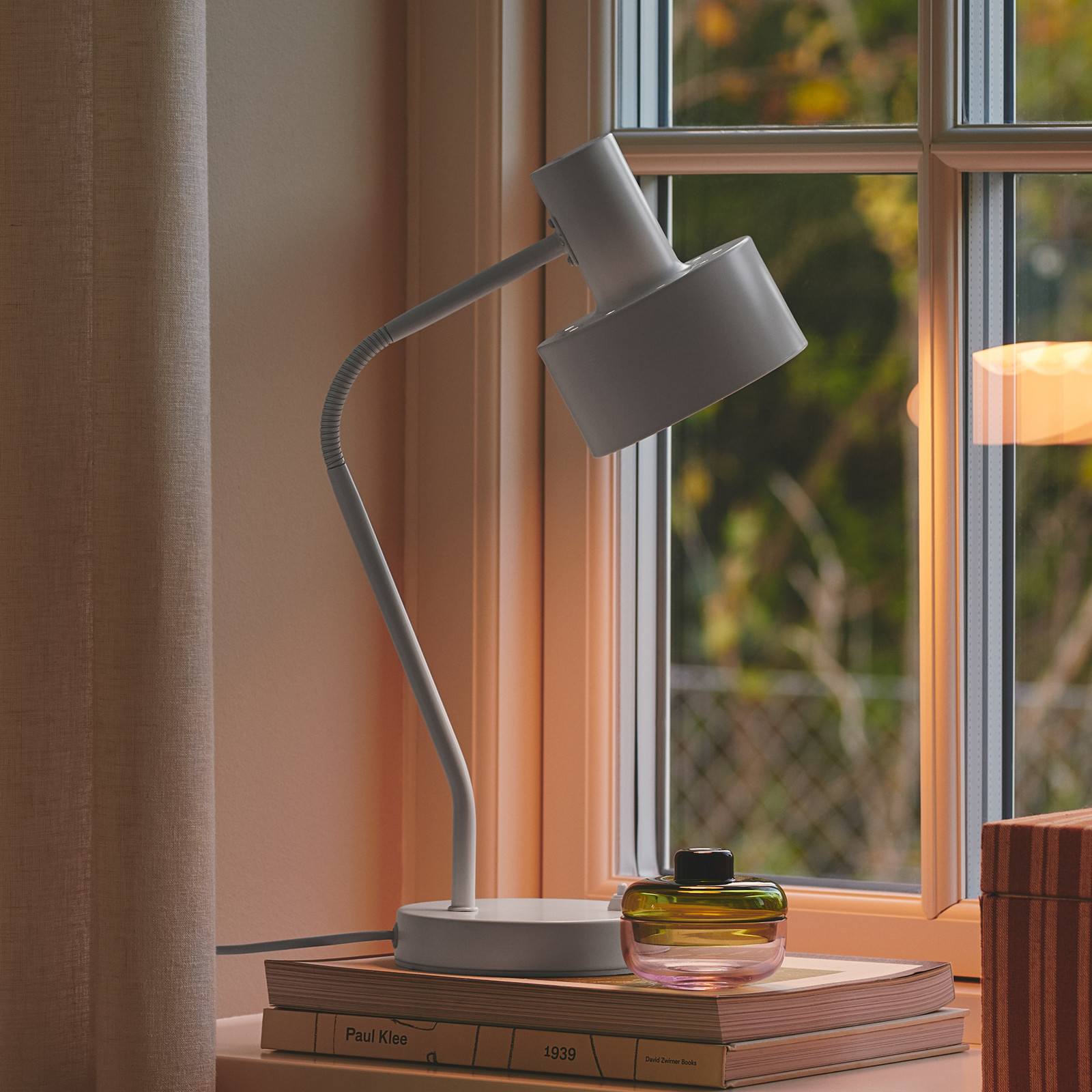 Nordlux Lampă de masă Matis metal abajur reglabil alb - Studiu / Birou